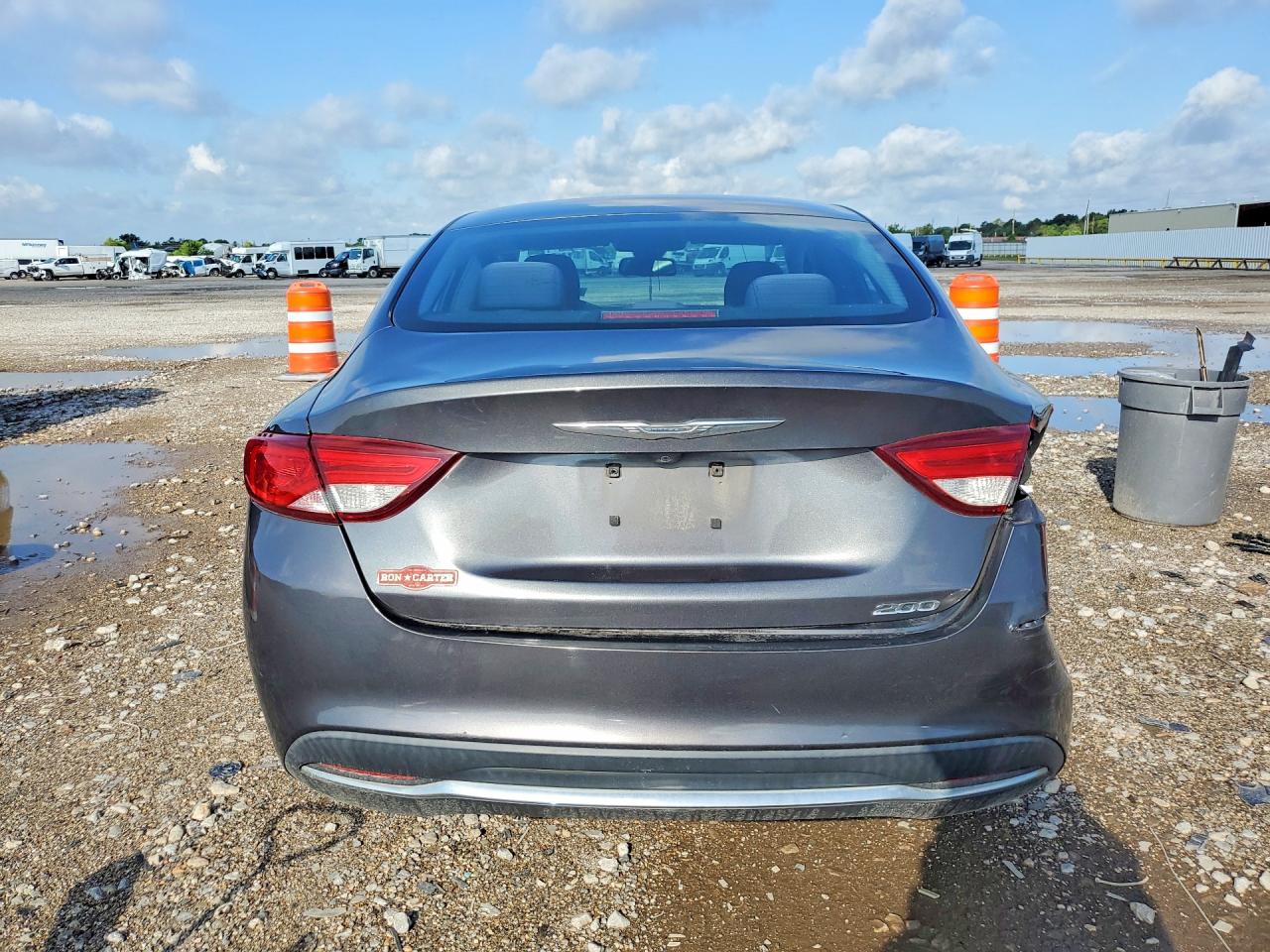 2015 Chrysler 200 Gray vin: 1C3CCCAB5FN739564