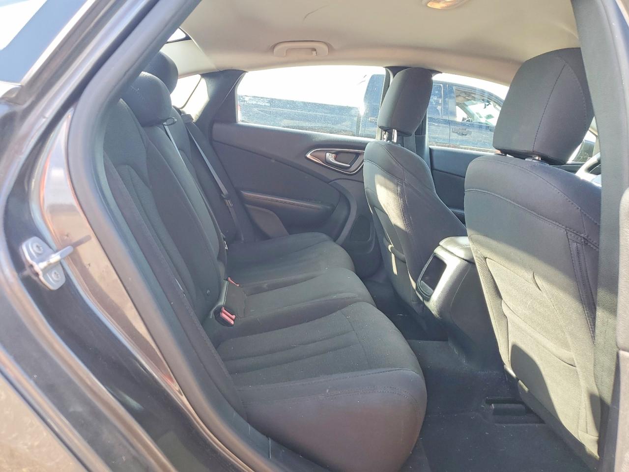 2015 Chrysler 200 Gray vin: 1C3CCCAB5FN739564