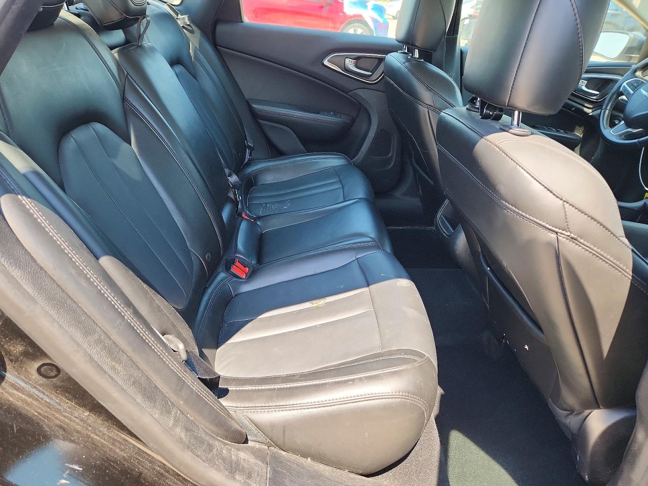 2017 Chrysler 200 Limited Черный vin: 1C3CCCAB5HN502589