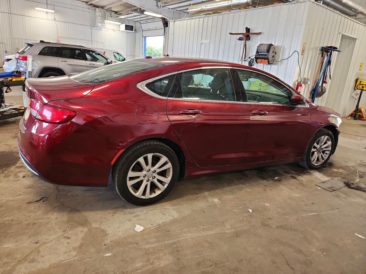 2015 Chrysler 200 Limited Maroon vin: 1C3CCCAB6FN533069