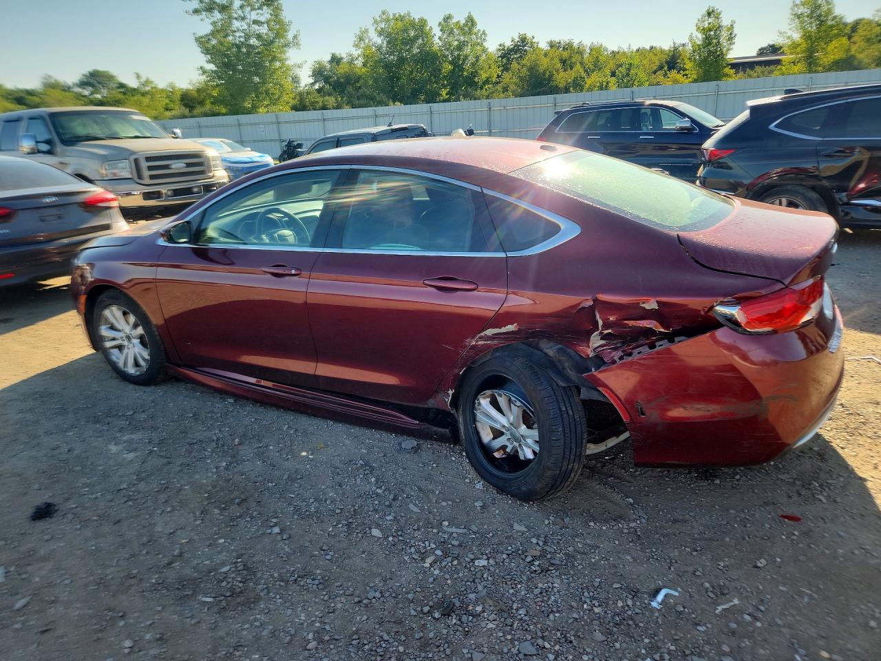 2015 Chrysler 200 Limited Burgundy vin: 1C3CCCAB6FN582143