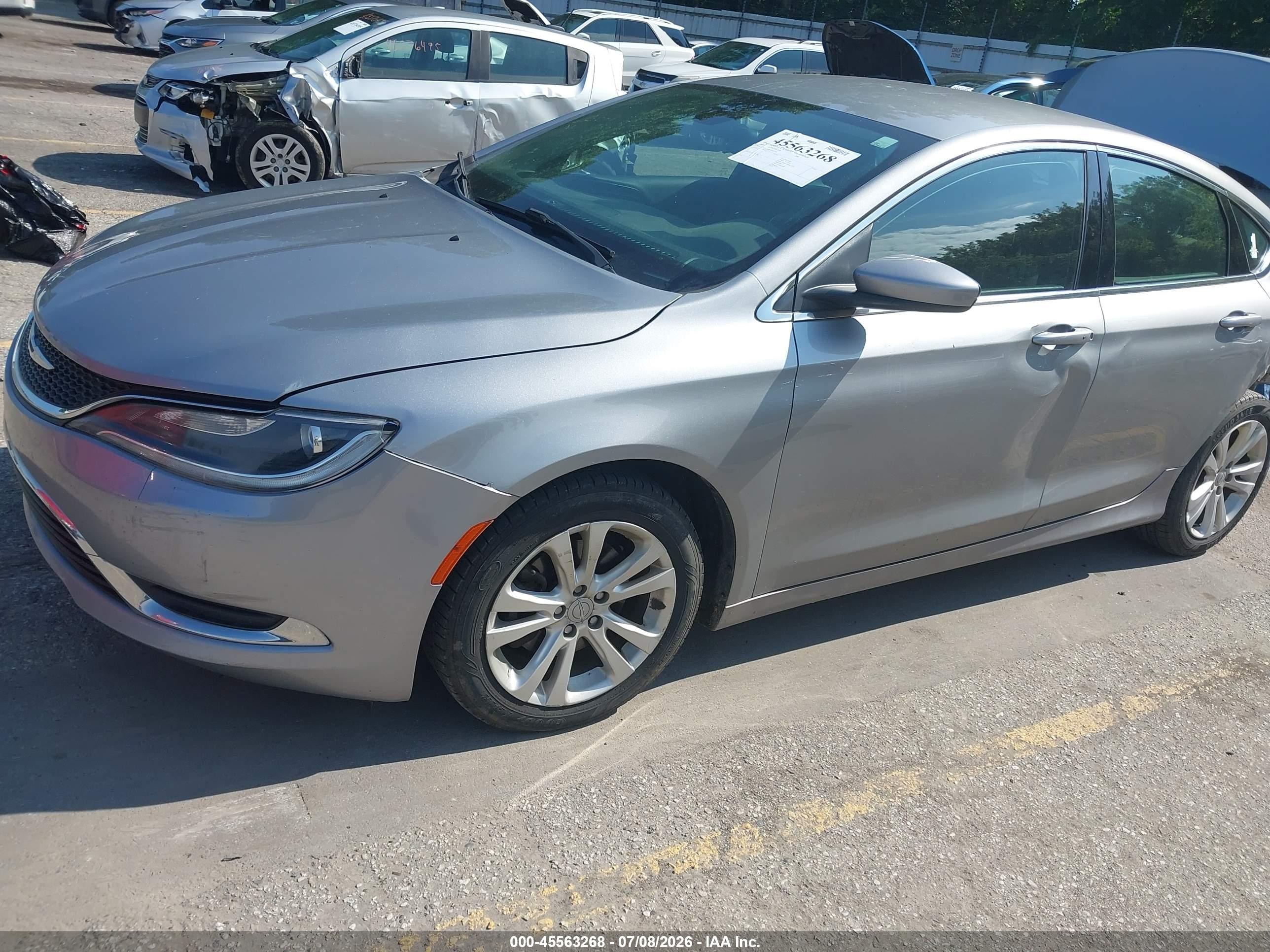 2015 Chrysler 200 Limited Silver vin: 1C3CCCAB6FN641336