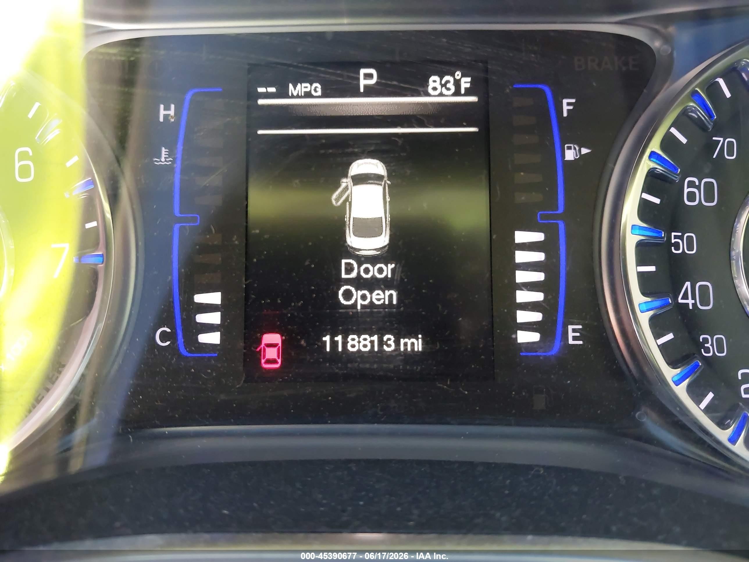 2015 Chrysler 200 Limited Burgundy vin: 1C3CCCAB6FN645337