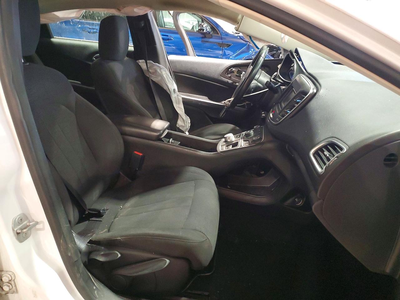 2015 Chrysler 200 Limited White vin: 1C3CCCAB6FN705195