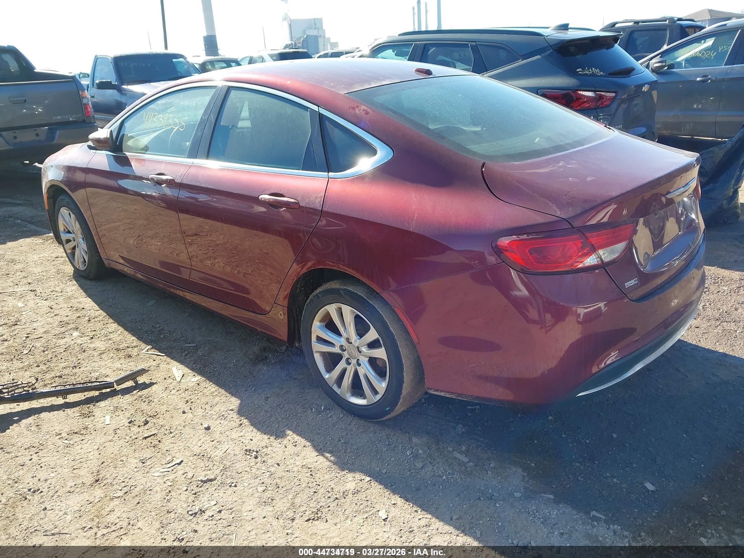 2015 Chrysler 200 Limited Red vin: 1C3CCCAB6FN711076