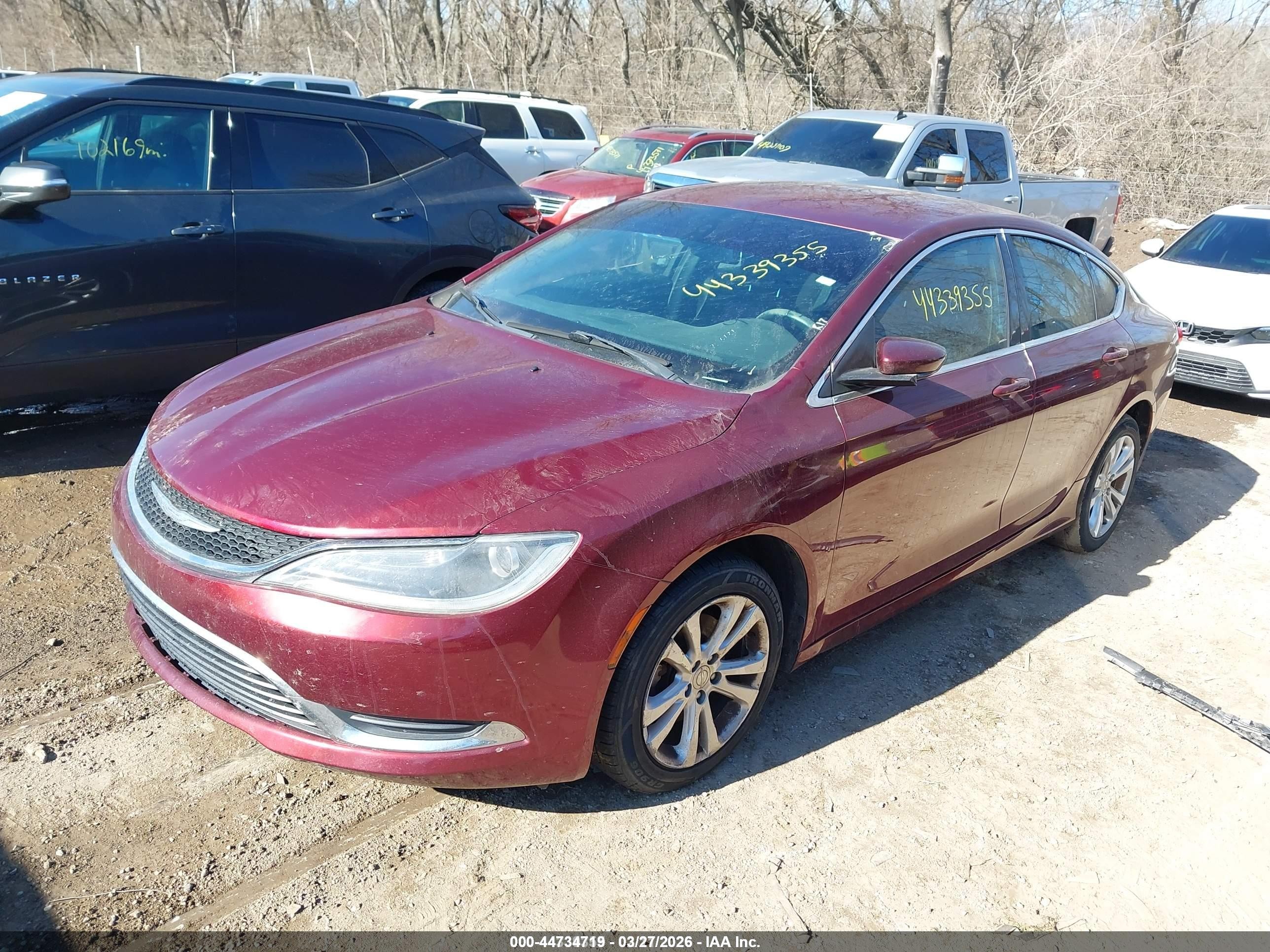 2015 Chrysler 200 Limited Red vin: 1C3CCCAB6FN711076
