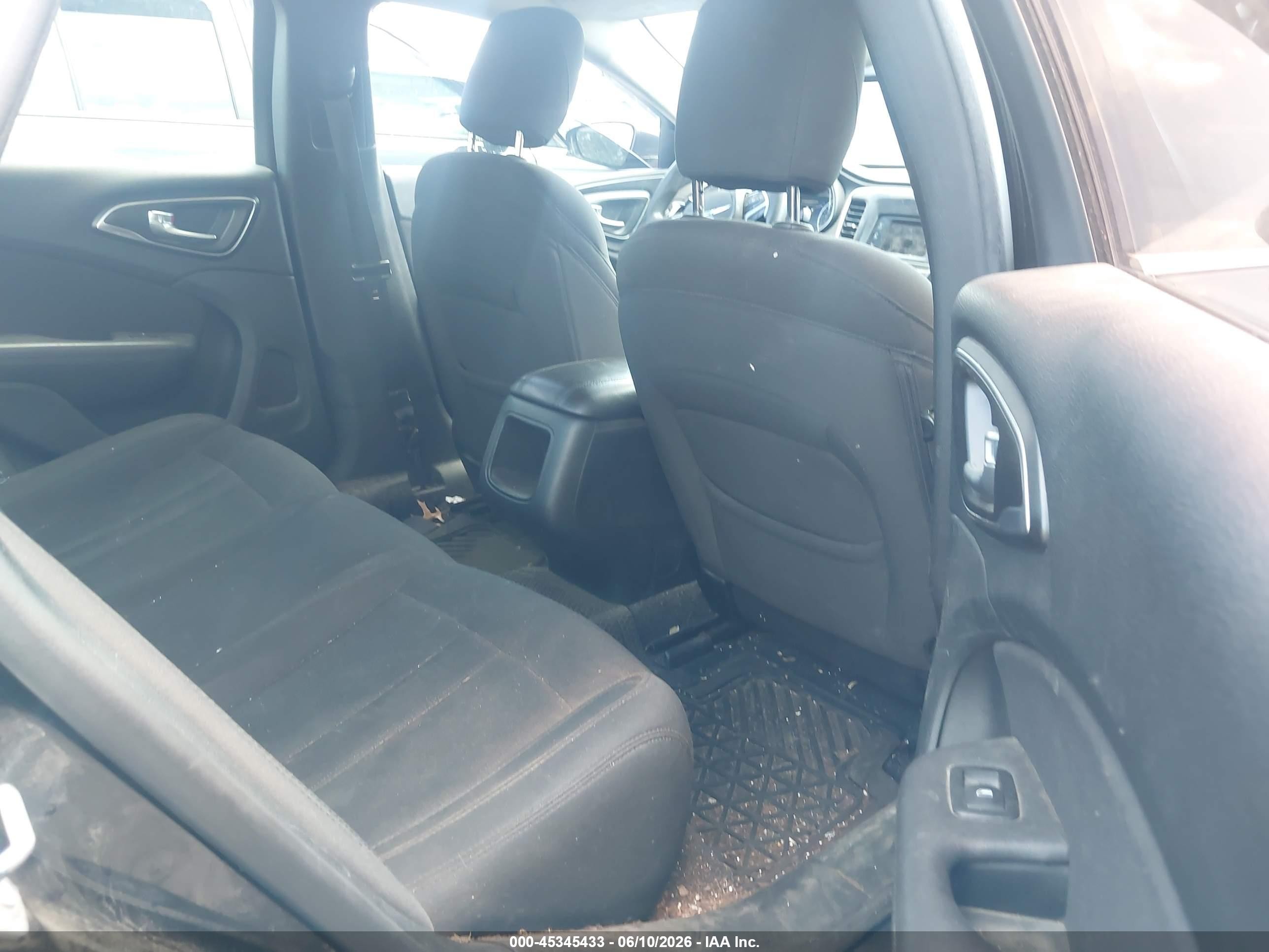 2015 Chrysler 200 Limited Черный vin: 1C3CCCAB6FN715029