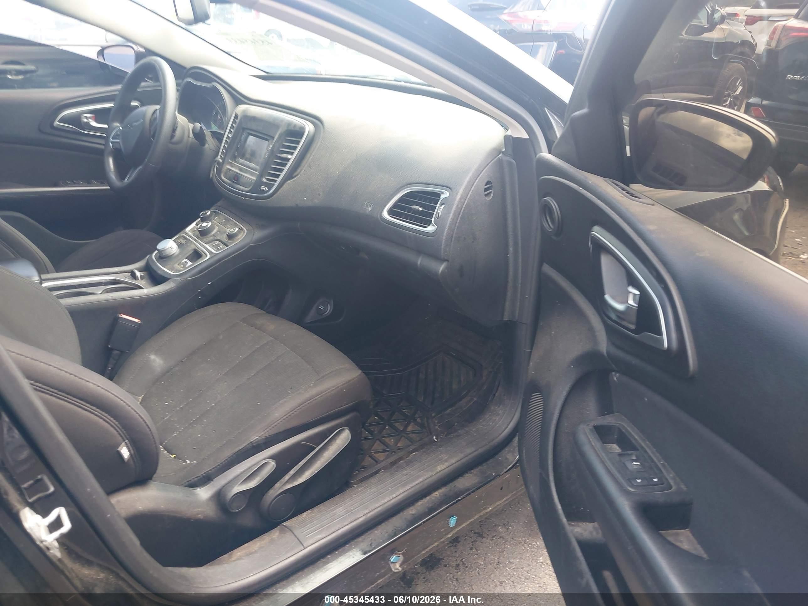 2015 Chrysler 200 Limited Черный vin: 1C3CCCAB6FN715029