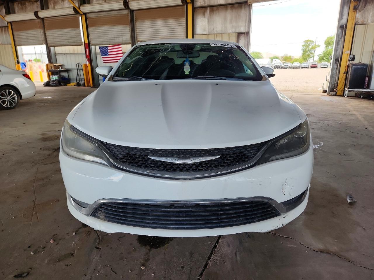2015 Chrysler 200 Limited White vin: 1C3CCCAB6FN715841