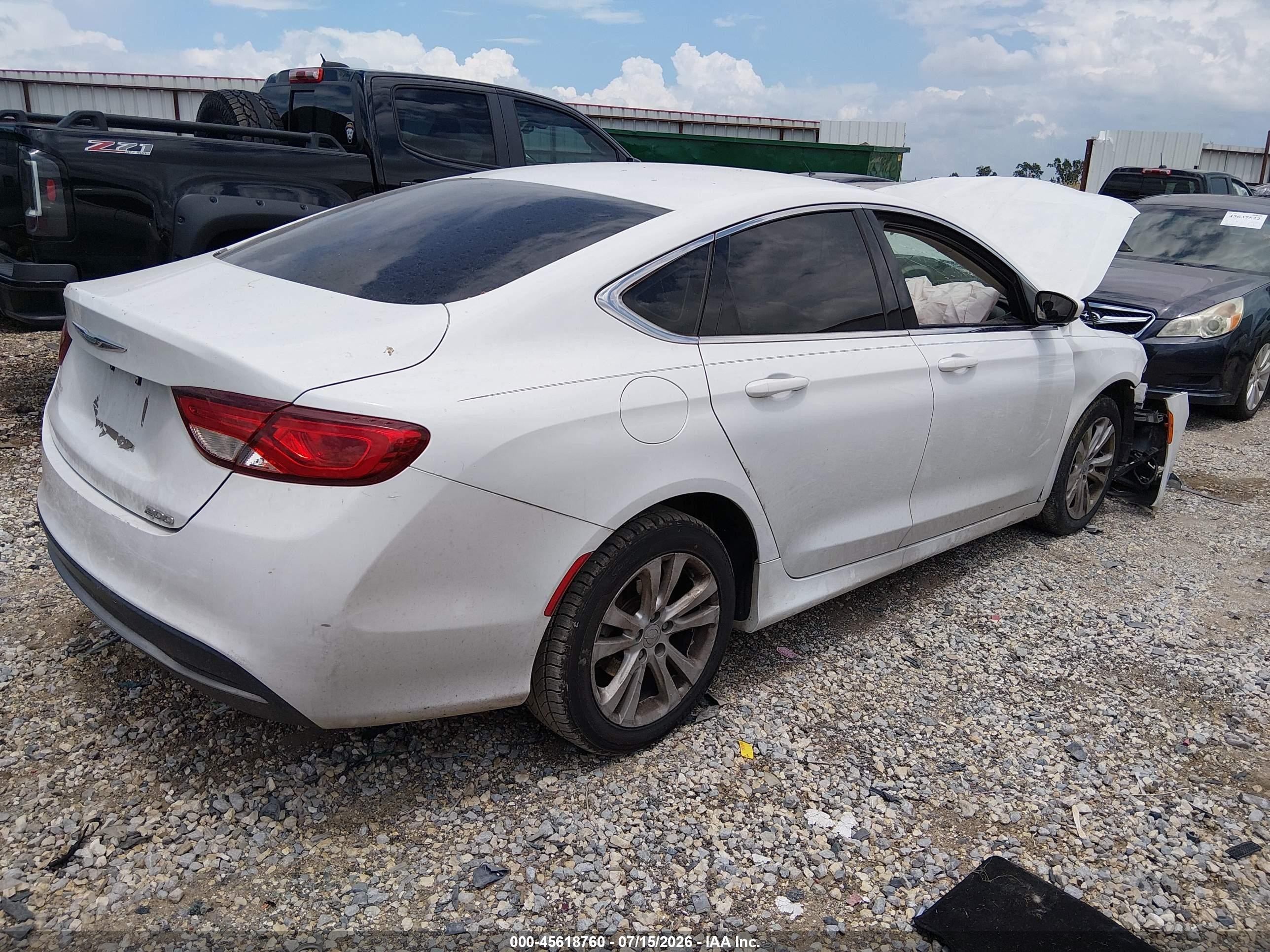 2016 Chrysler 200 Limited White vin: 1C3CCCAB6GN137807