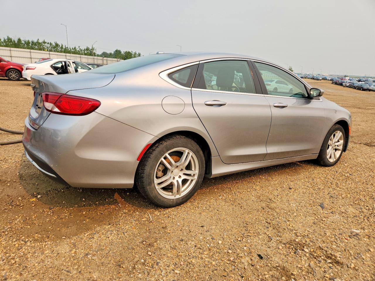 2015 Chrysler 200 Limited Silver vin: 1C3CCCAB7FN525515