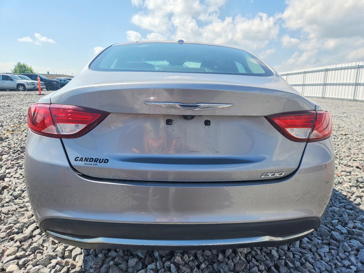 2015 Chrysler 200 Limited Silver vin: 1C3CCCAB7FN536871