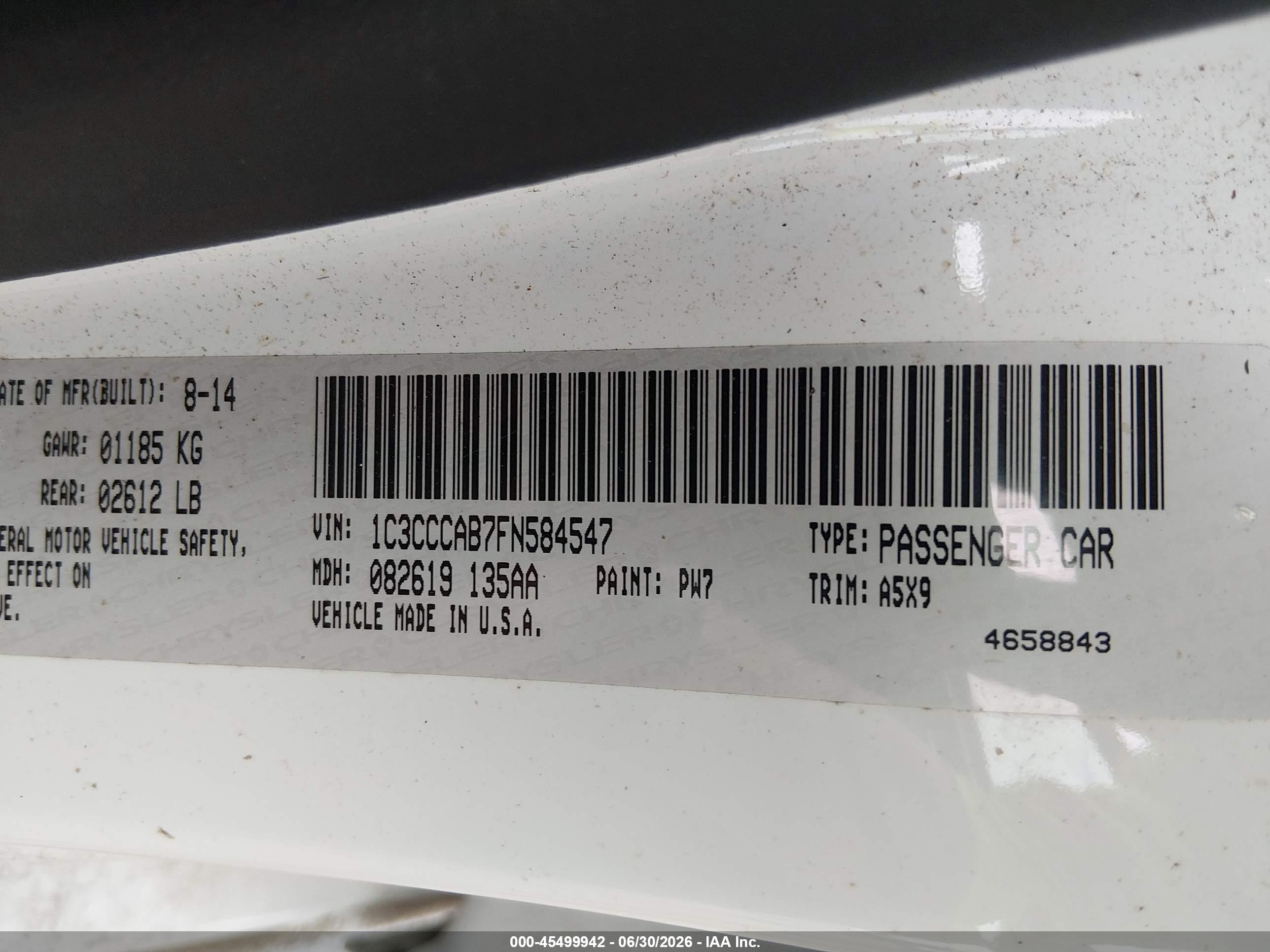 2015 Chrysler 200 Limited White vin: 1C3CCCAB7FN584547