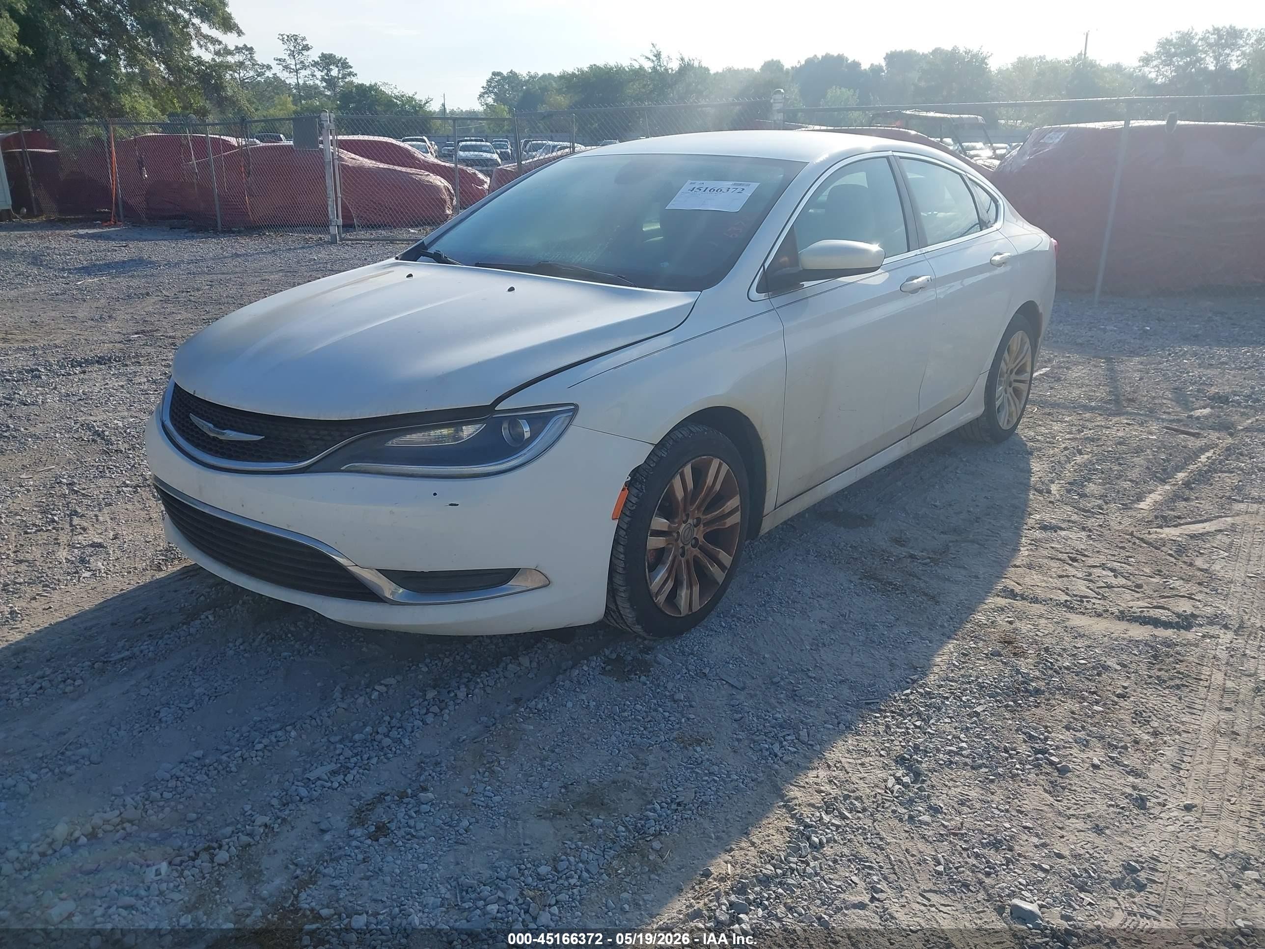2015 Chrysler 200 Limited White vin: 1C3CCCAB7FN597850