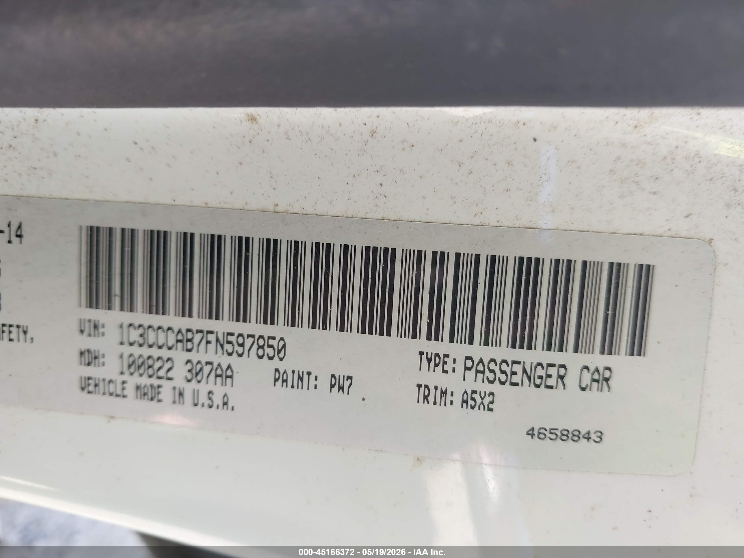 2015 Chrysler 200 Limited White vin: 1C3CCCAB7FN597850