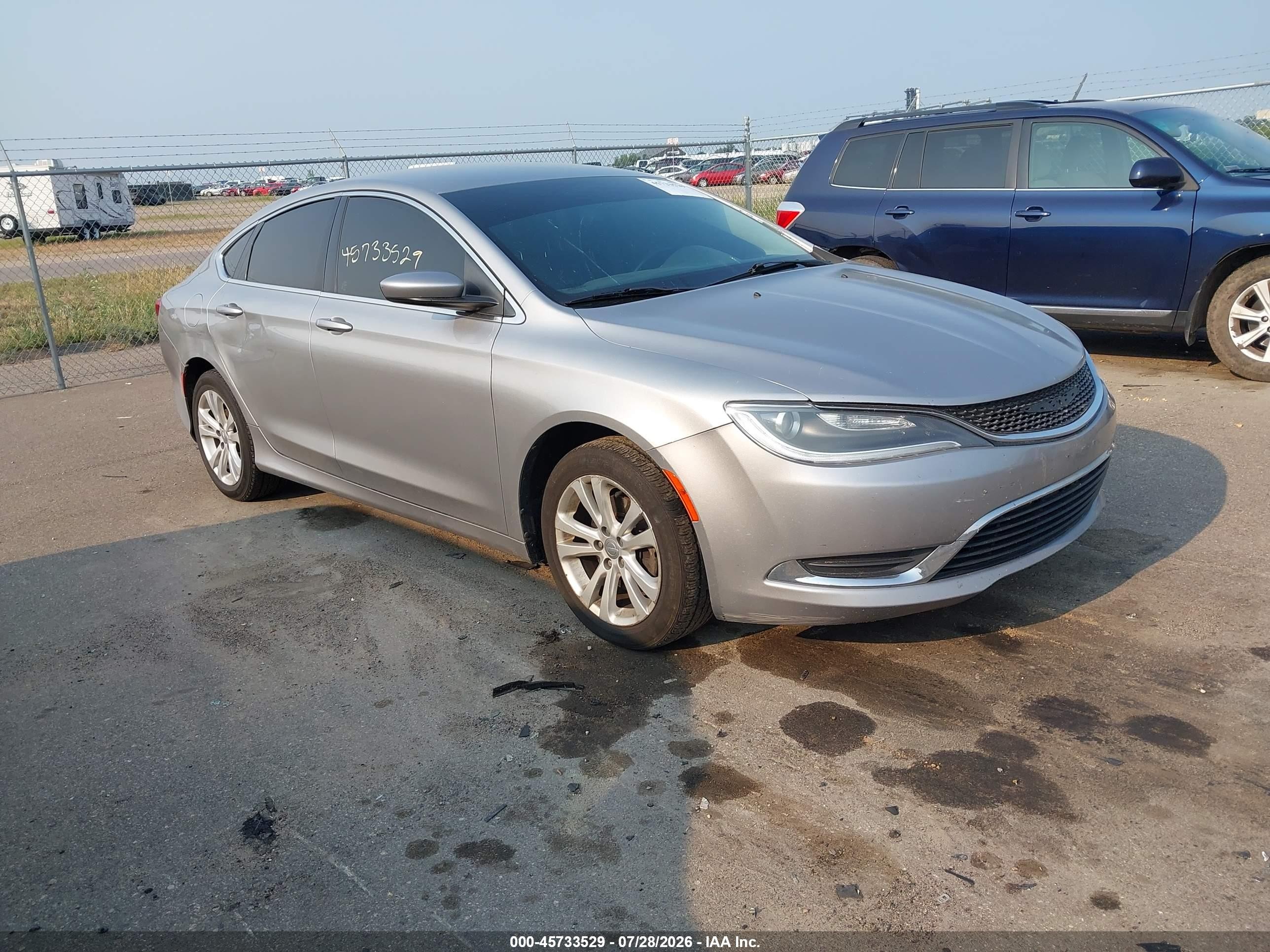 2015 Chrysler 200 Limited Серебряный vin: 1C3CCCAB7FN617305