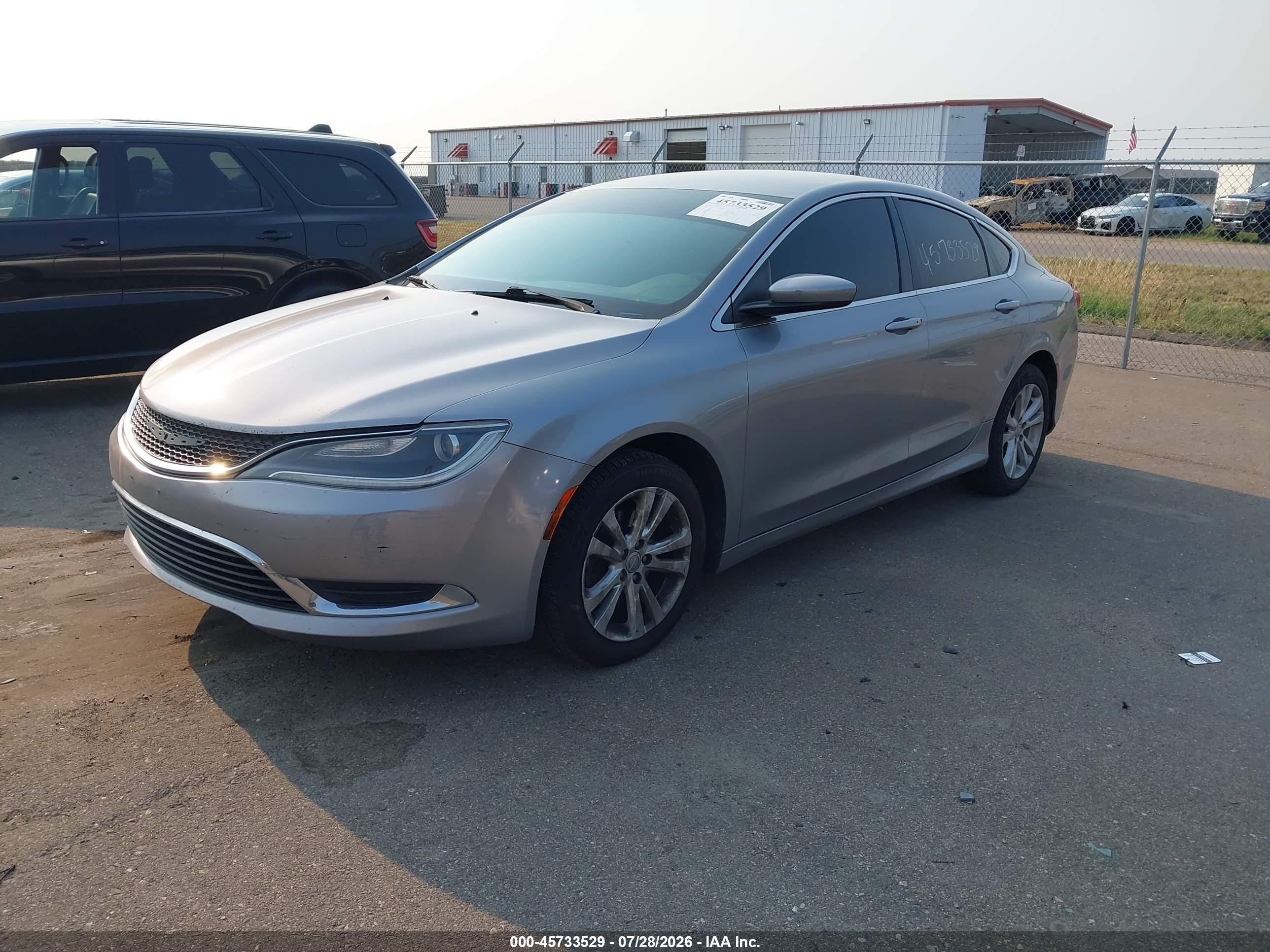 2015 Chrysler 200 Limited Silver vin: 1C3CCCAB7FN617305