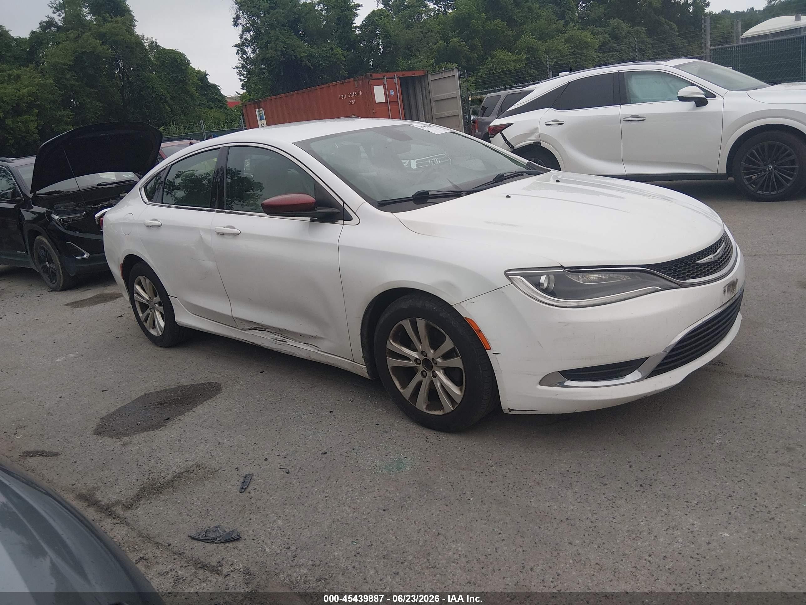 2015 Chrysler 200 Limited Белый vin: 1C3CCCAB7FN695972