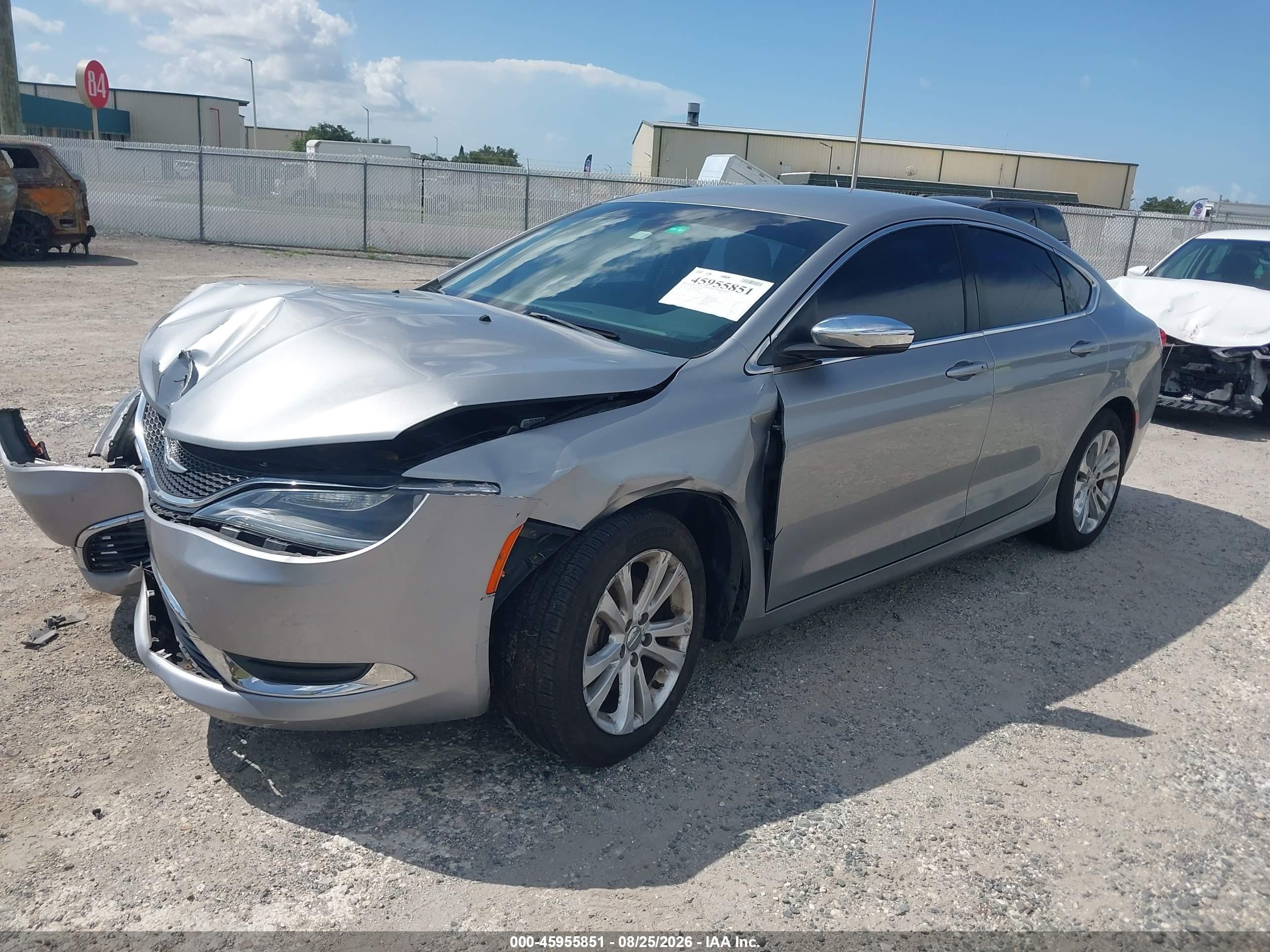 2015 Chrysler 200 Limited Silver vin: 1C3CCCAB7FN702483