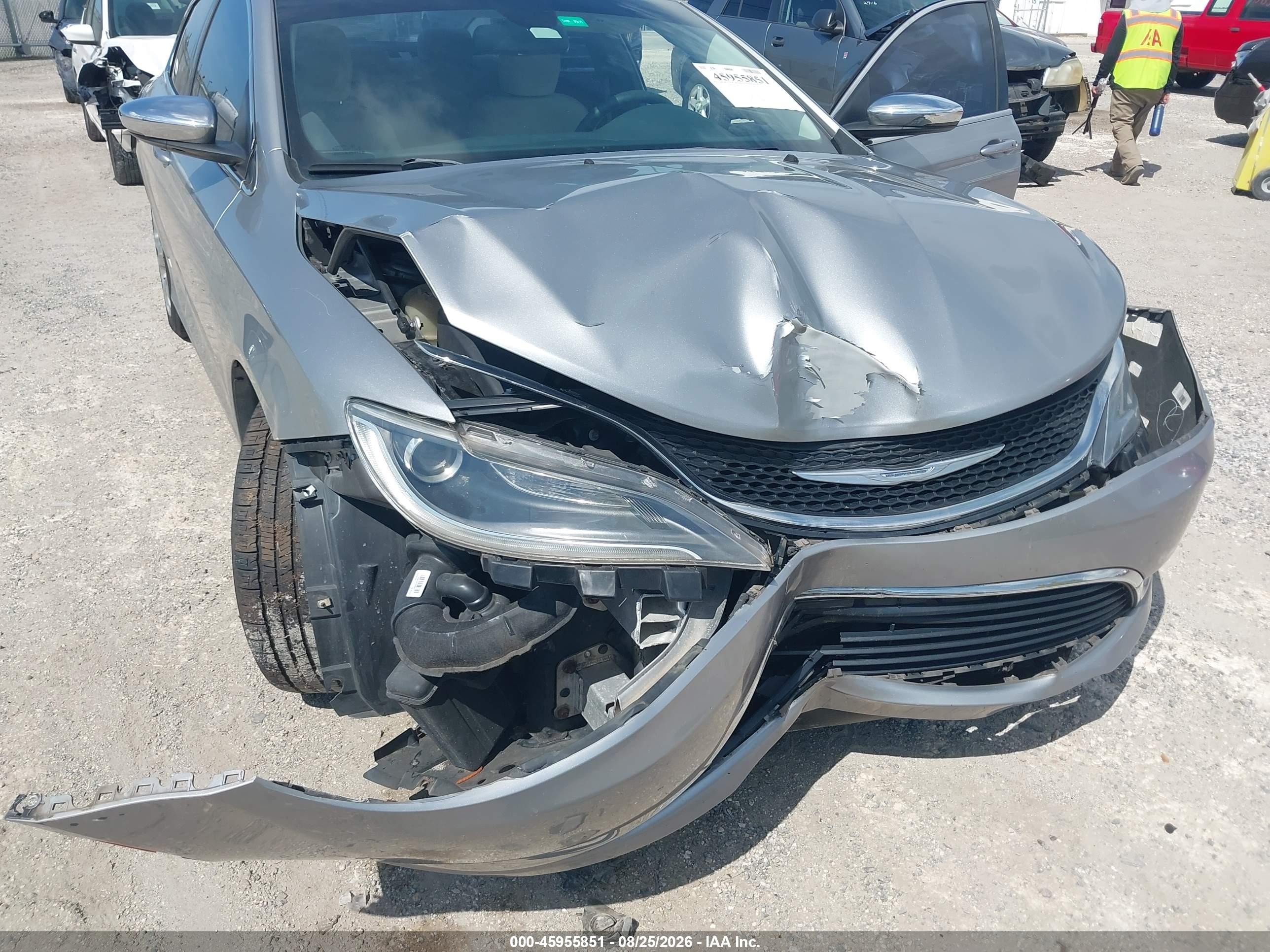 2015 Chrysler 200 Limited Silver vin: 1C3CCCAB7FN702483