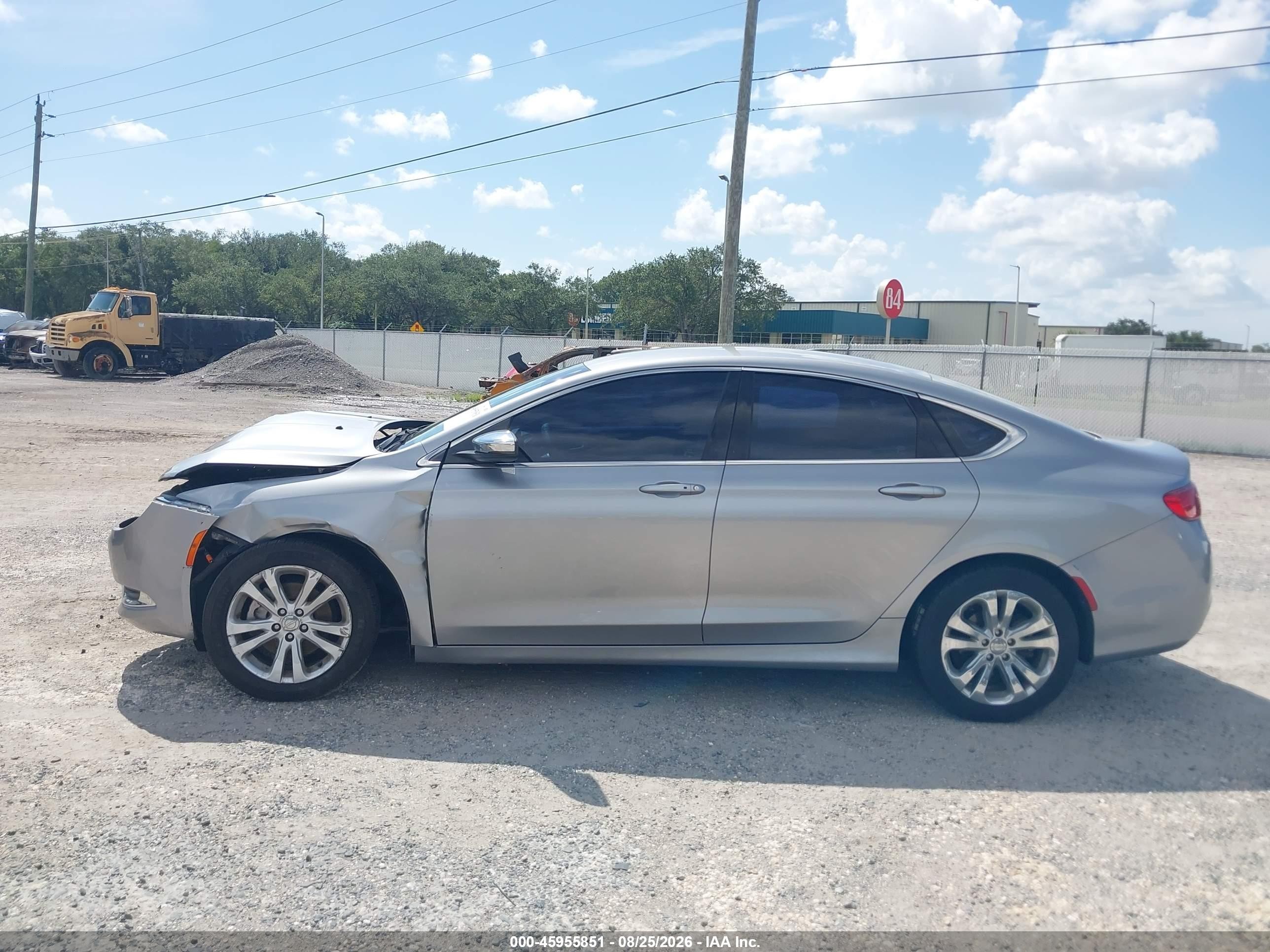 2015 Chrysler 200 Limited Silver vin: 1C3CCCAB7FN702483