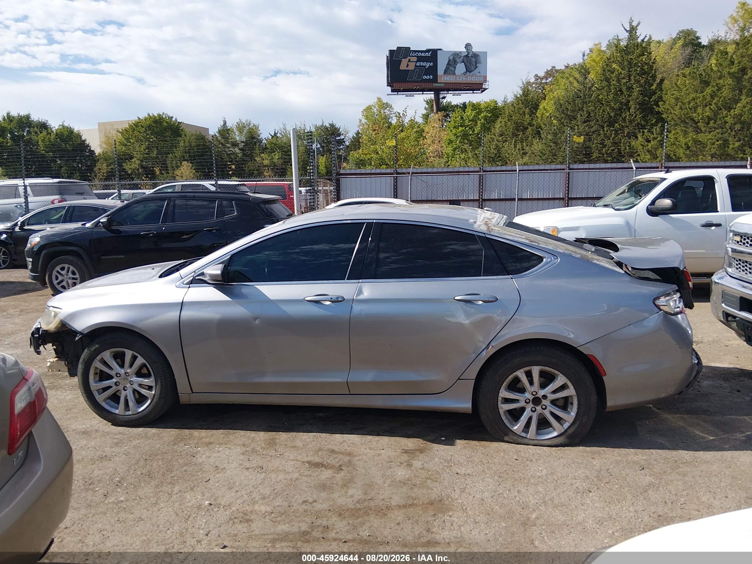 2015 Chrysler 200 Limited Silver vin: 1C3CCCAB7FN703164