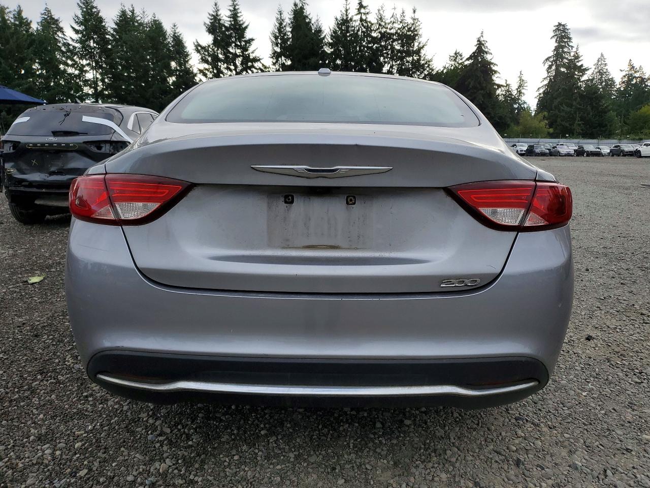 2015 Chrysler 200 Limited Silver vin: 1C3CCCAB7FN728291