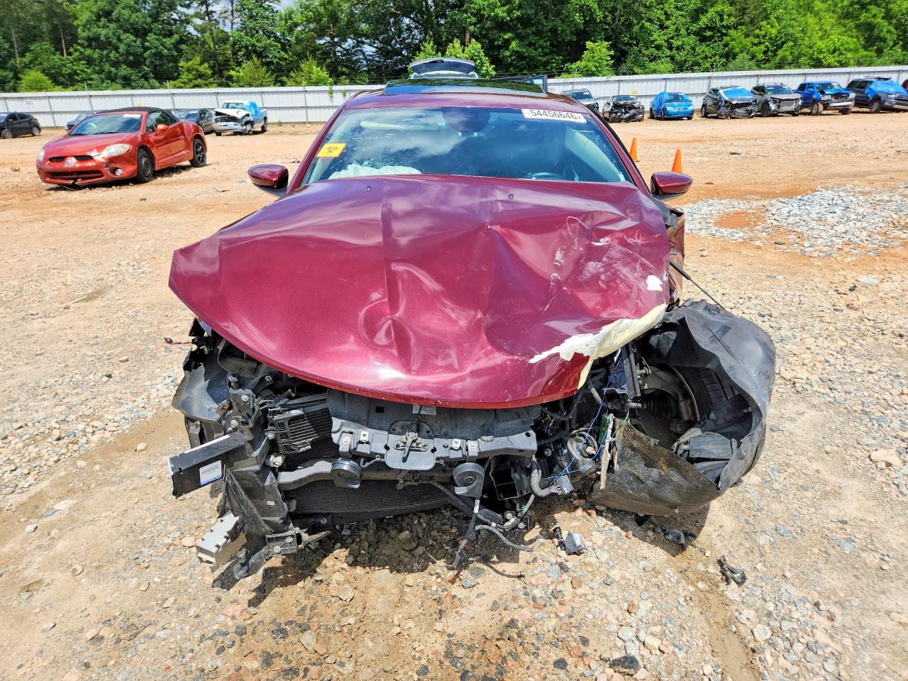 2015 Chrysler 200 Limited Burgundy vin: 1C3CCCAB8FN558748
