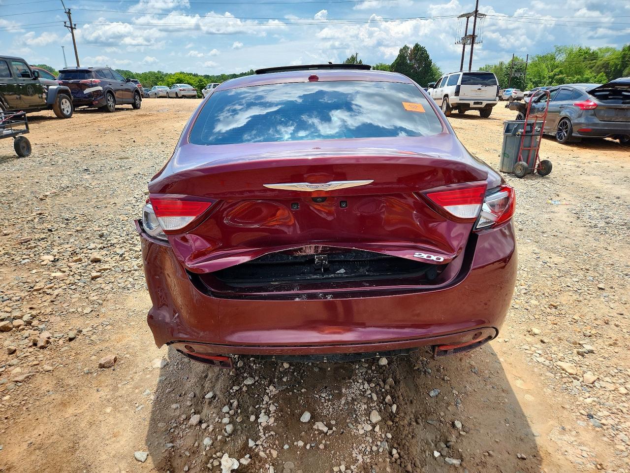 2015 Chrysler 200 Limited Burgundy vin: 1C3CCCAB8FN558748