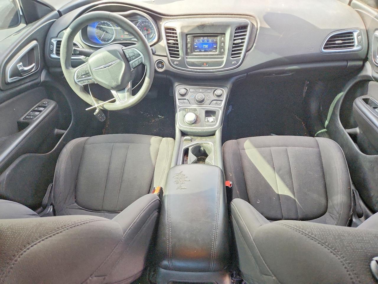 2015 Chrysler 200 Limited White vin: 1C3CCCAB8FN592124