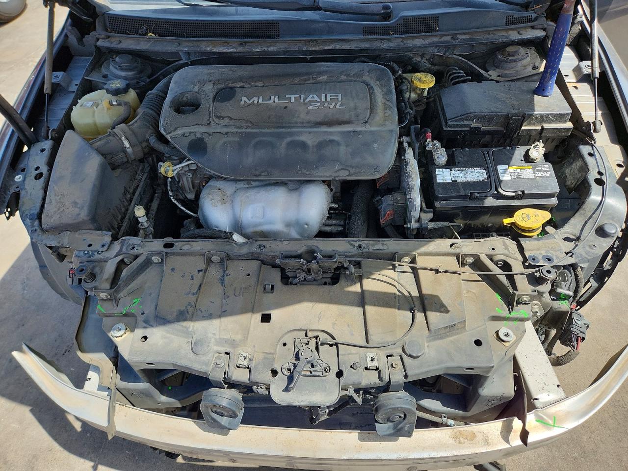 2015 Chrysler 200 Limited Серый vin: 1C3CCCAB8FN639118