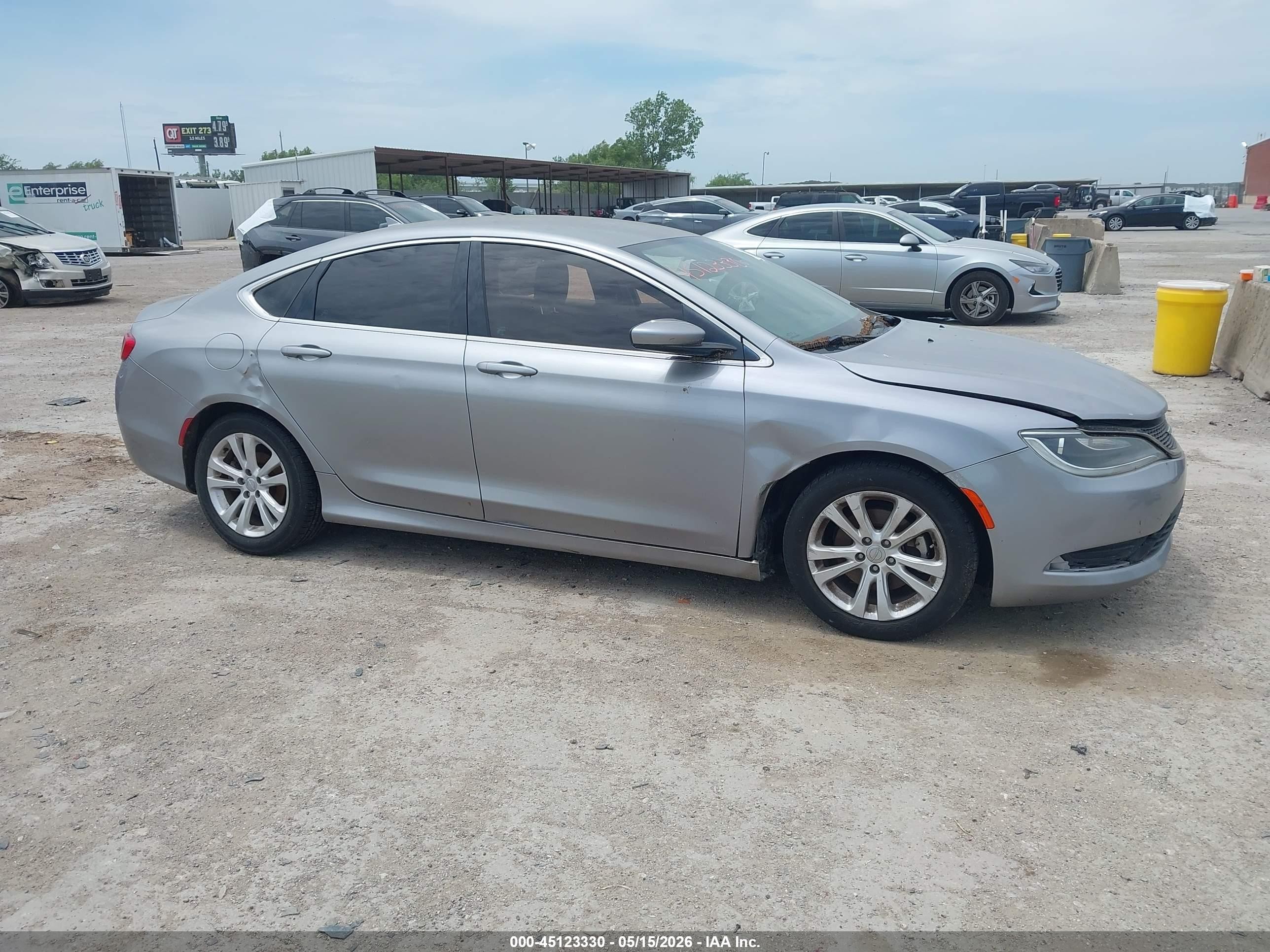 2015 Chrysler 200 Limited Silver vin: 1C3CCCAB8FN652306