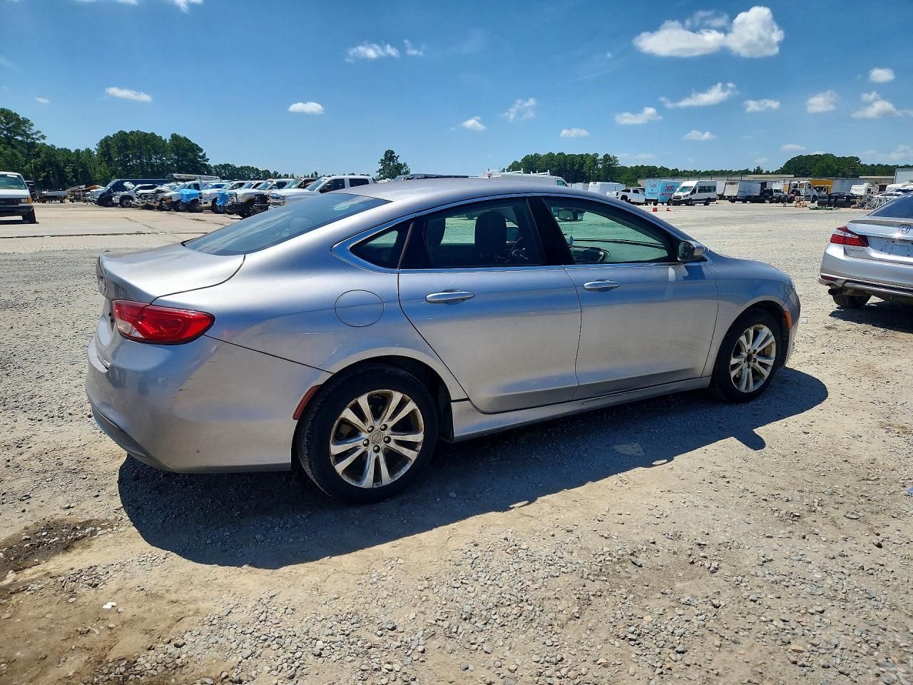 2015 Chrysler 200 Limited Silver vin: 1C3CCCAB8FN654573