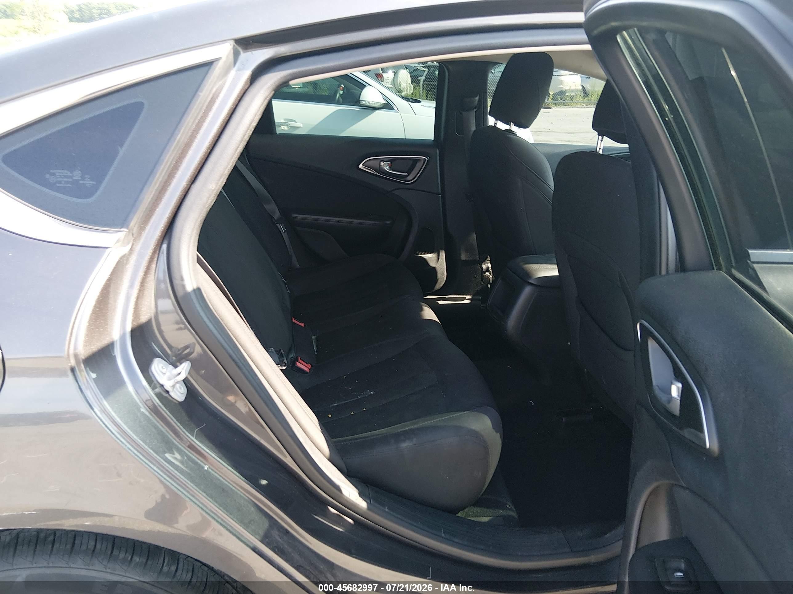 2015 Chrysler 200 Limited Gray vin: 1C3CCCAB8FN666917