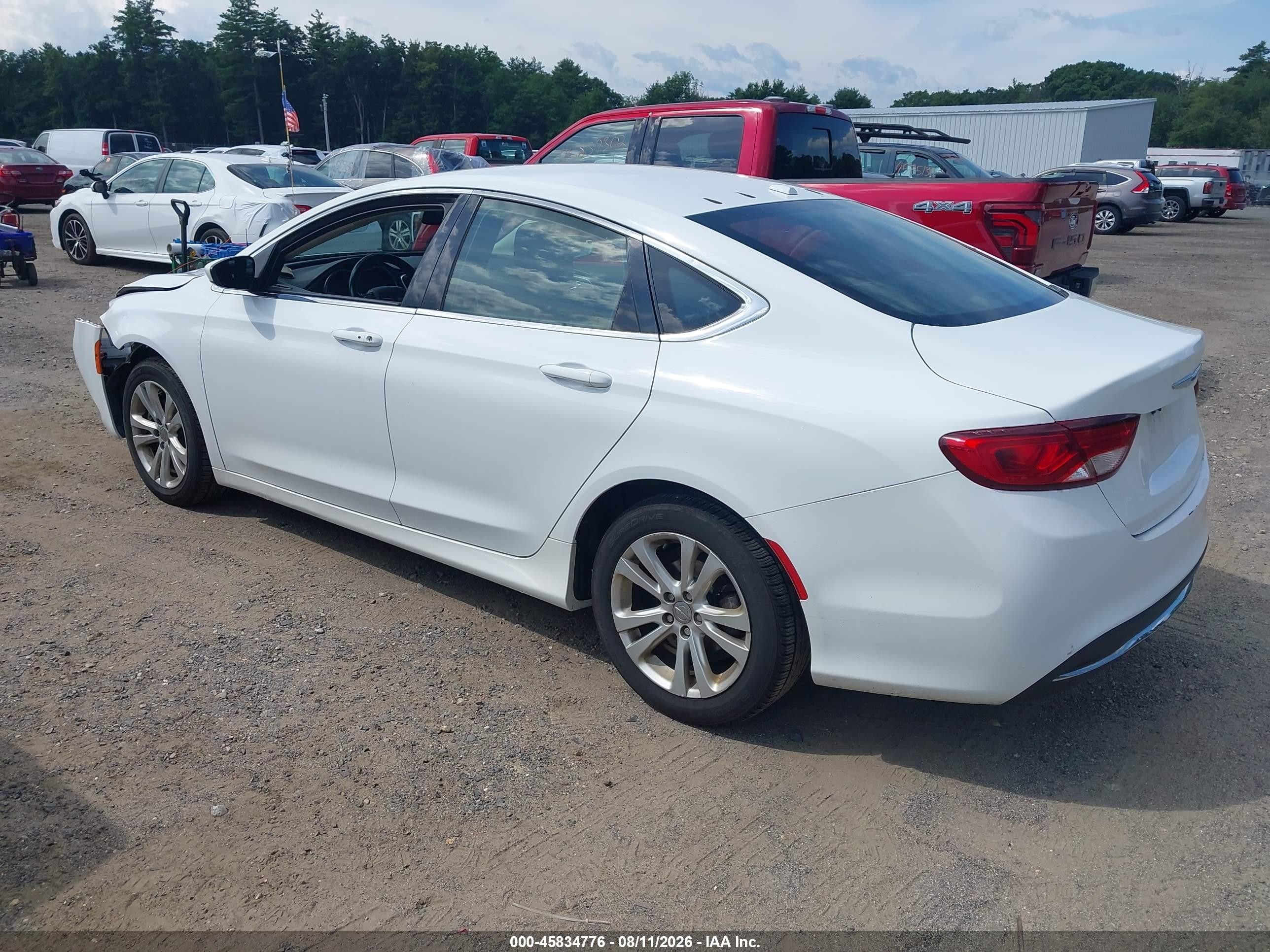 2015 Chrysler 200 Limited White vin: 1C3CCCAB8FN692742