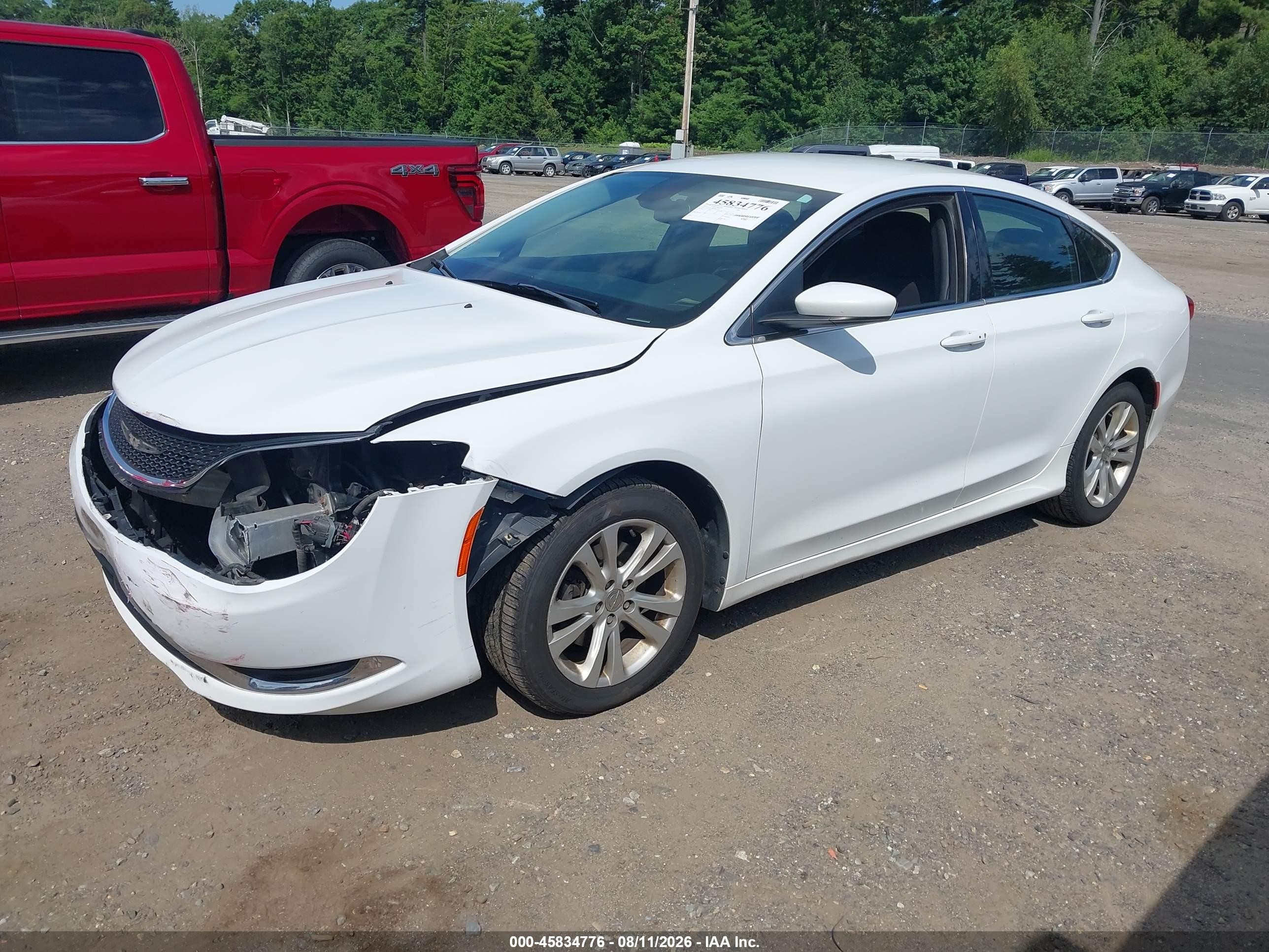 2015 Chrysler 200 Limited White vin: 1C3CCCAB8FN692742