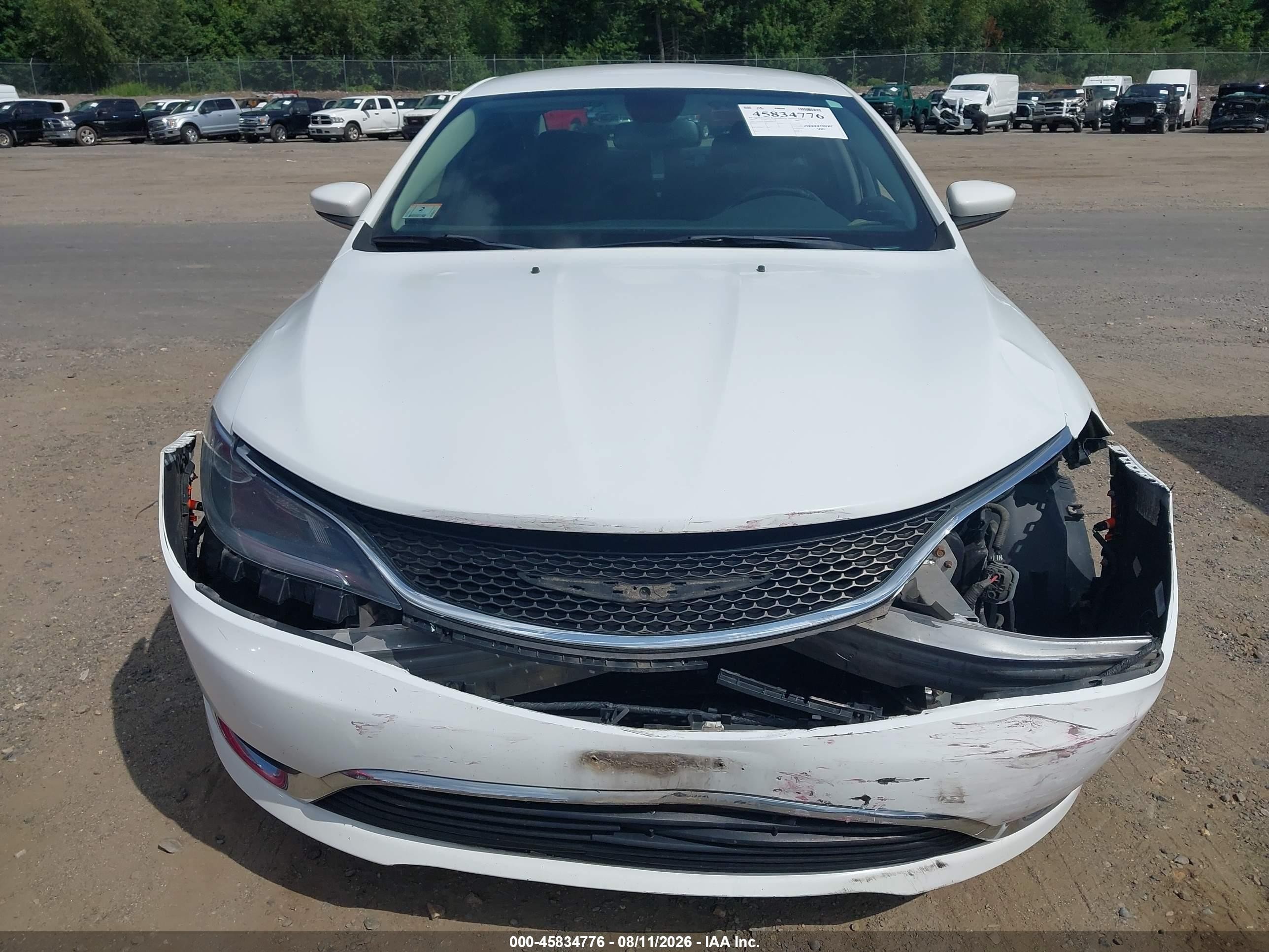 2015 Chrysler 200 Limited White vin: 1C3CCCAB8FN692742