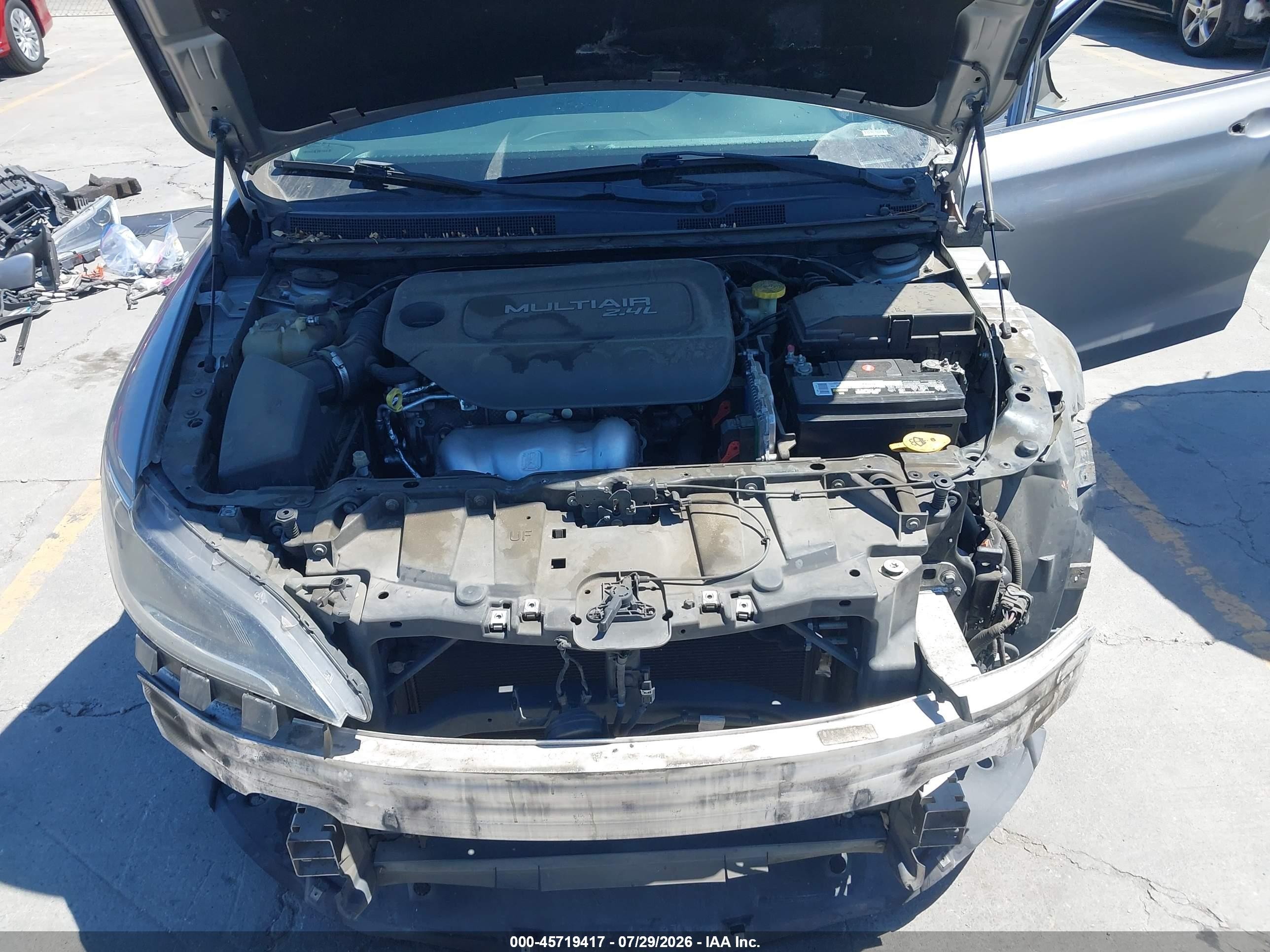 2015 Chrysler 200 Limited Серый vin: 1C3CCCAB8FN702220