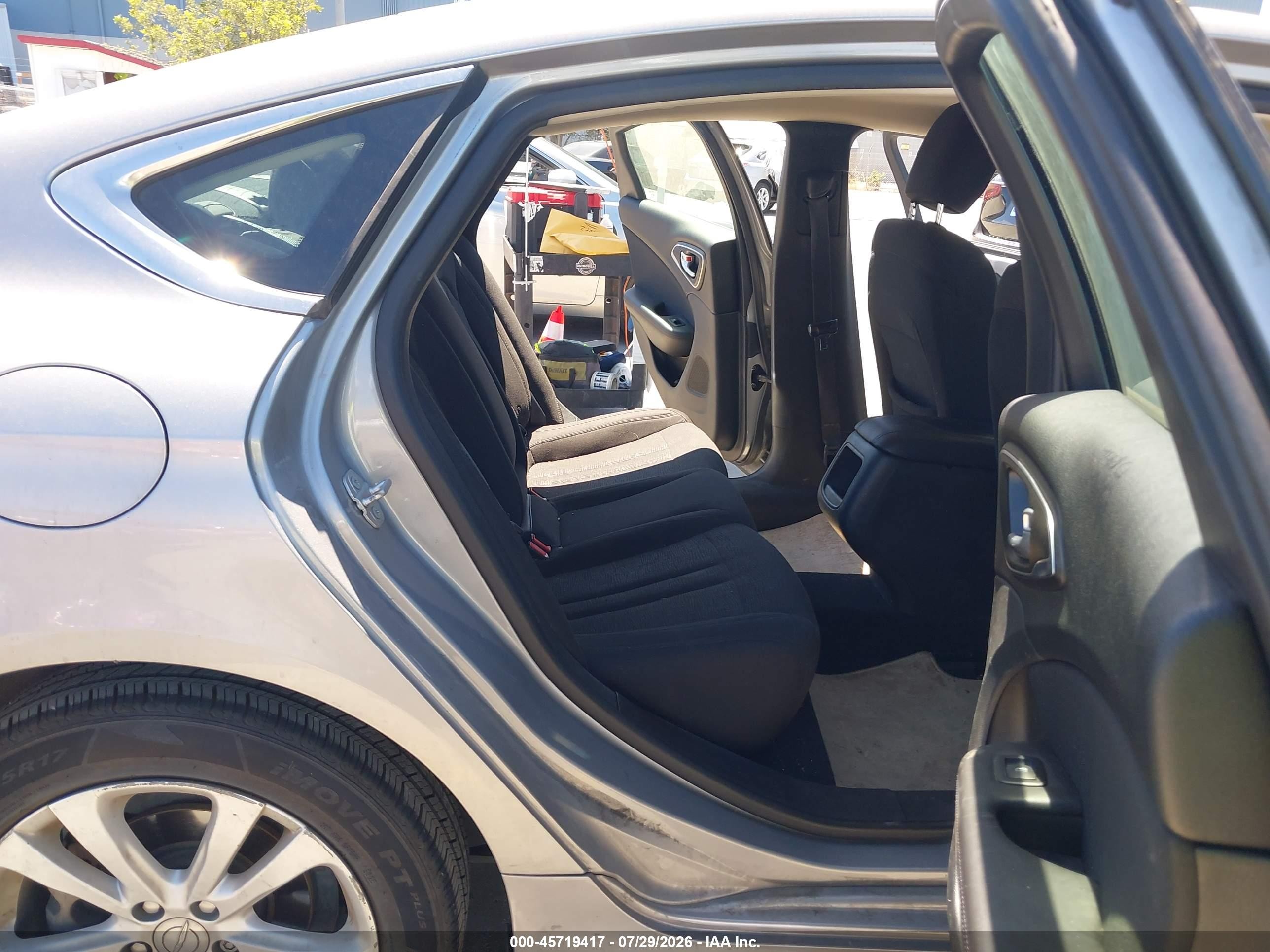 2015 Chrysler 200 Limited Серый vin: 1C3CCCAB8FN702220