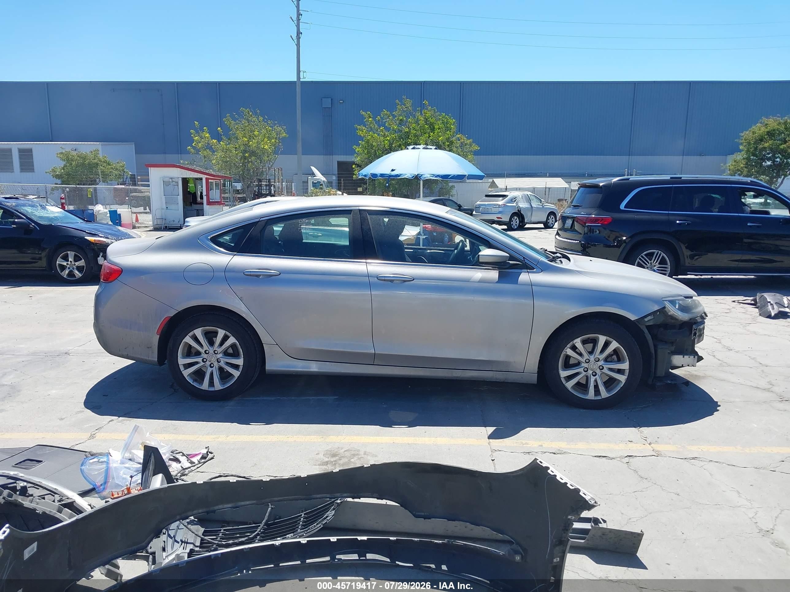 2015 Chrysler 200 Limited Серый vin: 1C3CCCAB8FN702220