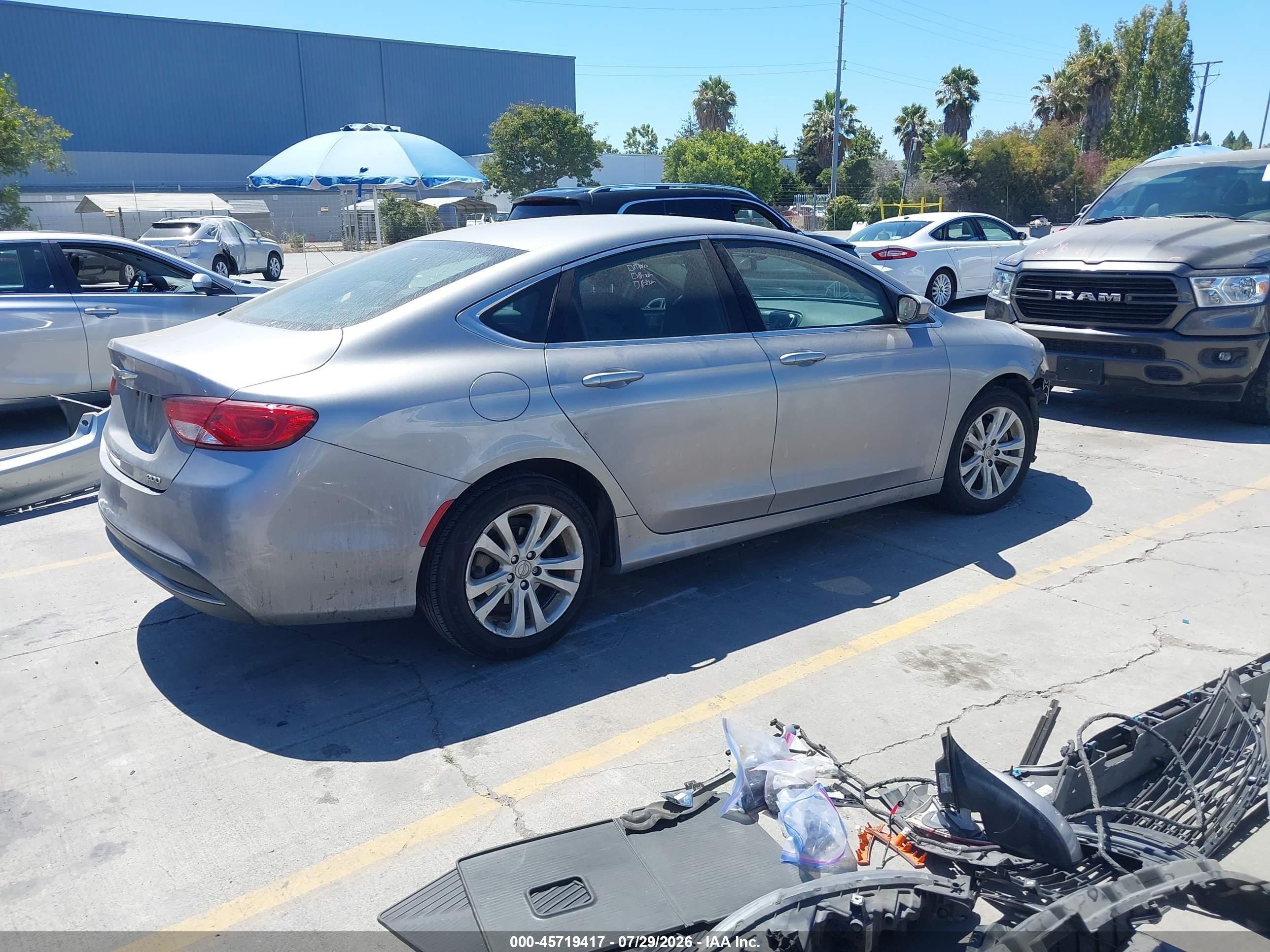 2015 Chrysler 200 Limited Серый vin: 1C3CCCAB8FN702220