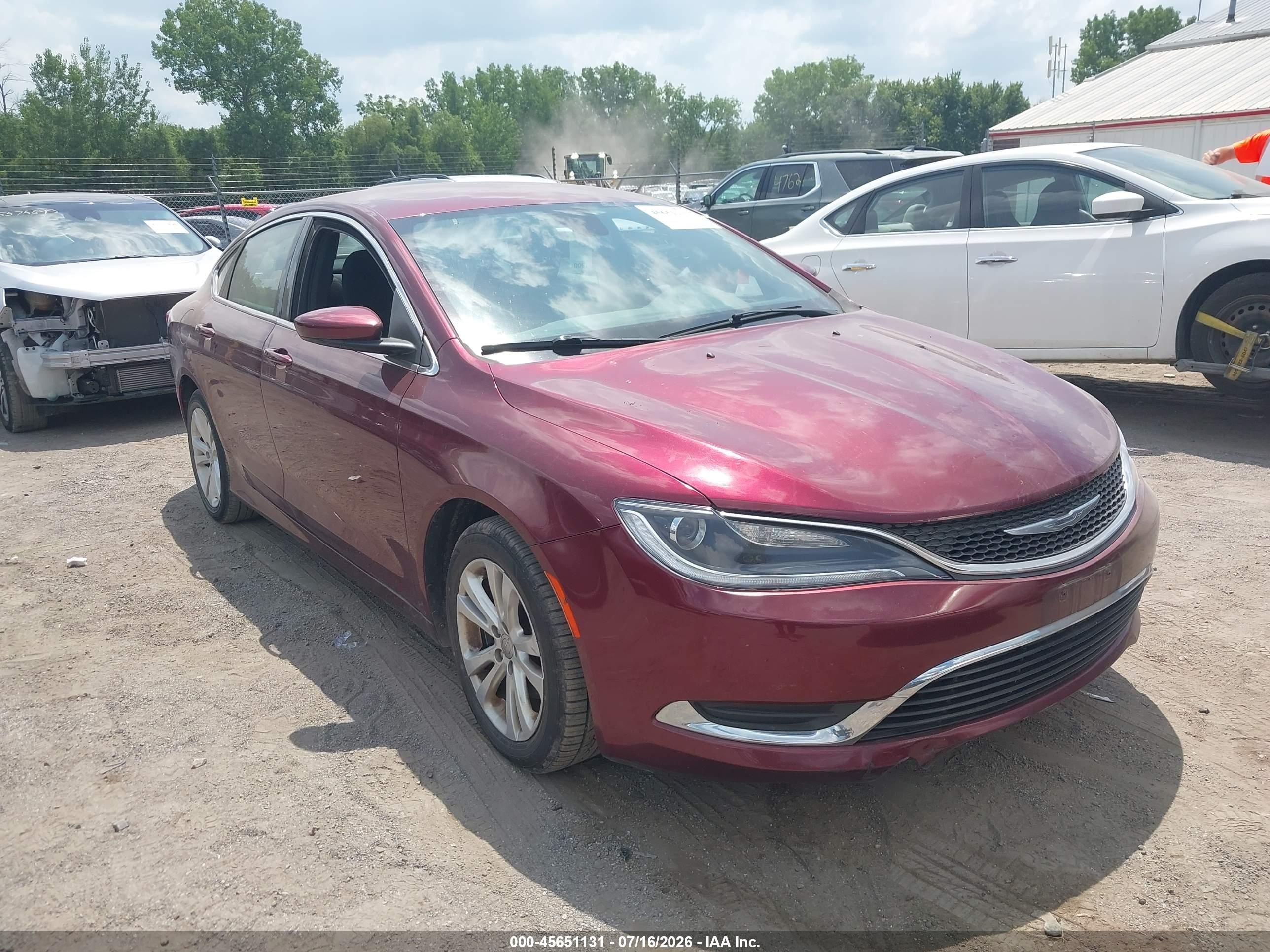 2015 Chrysler 200 Limited Burgundy vin: 1C3CCCAB8FN711175