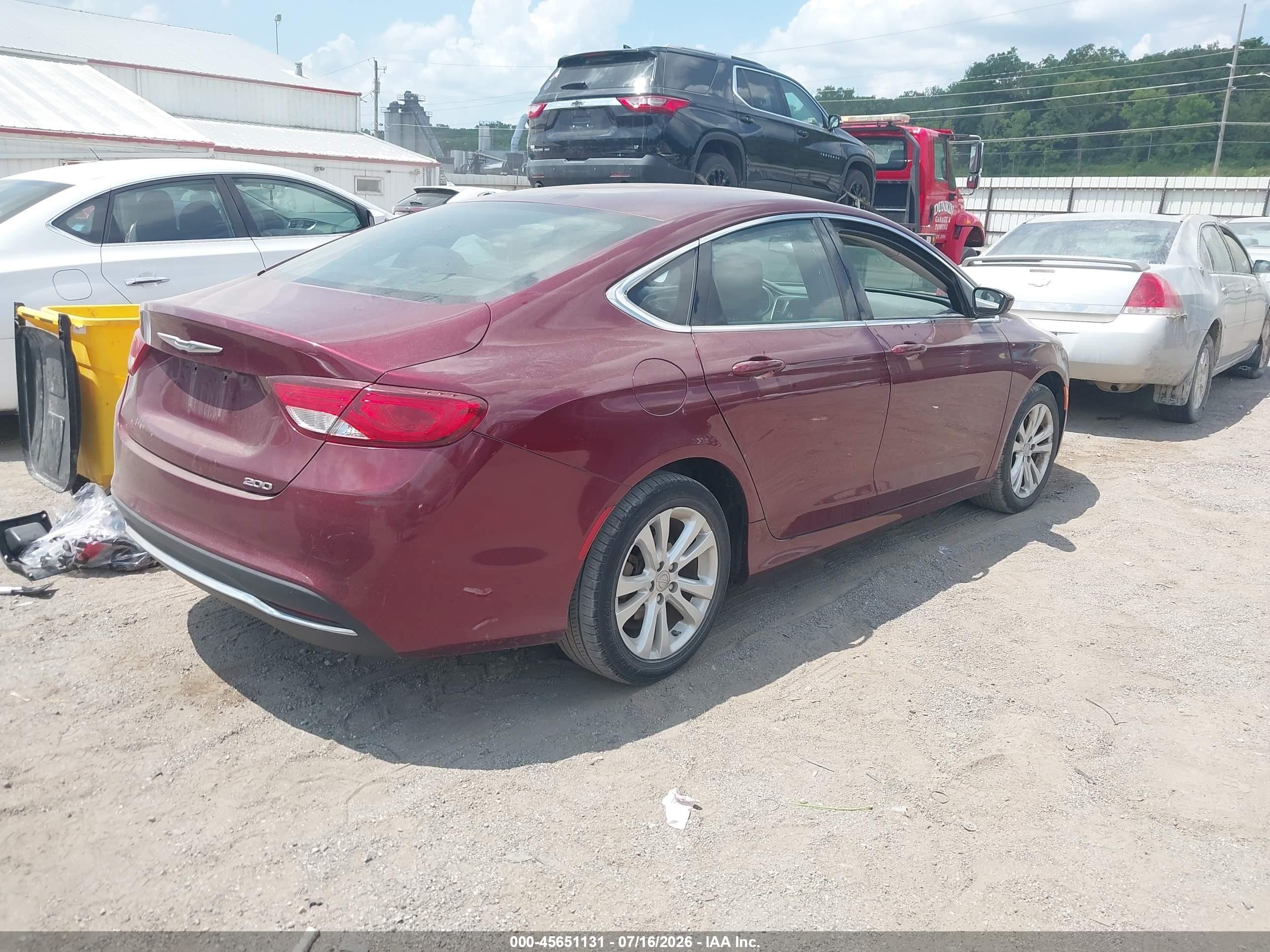 2015 Chrysler 200 Limited Burgundy vin: 1C3CCCAB8FN711175