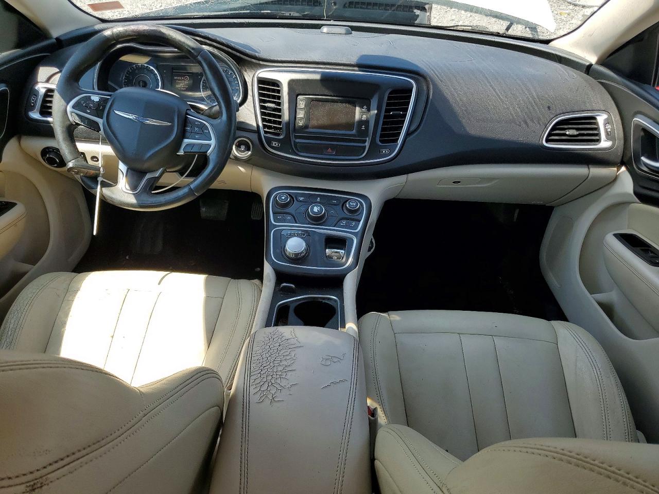 2015 Chrysler 200 Limited White vin: 1C3CCCAB8FN725805
