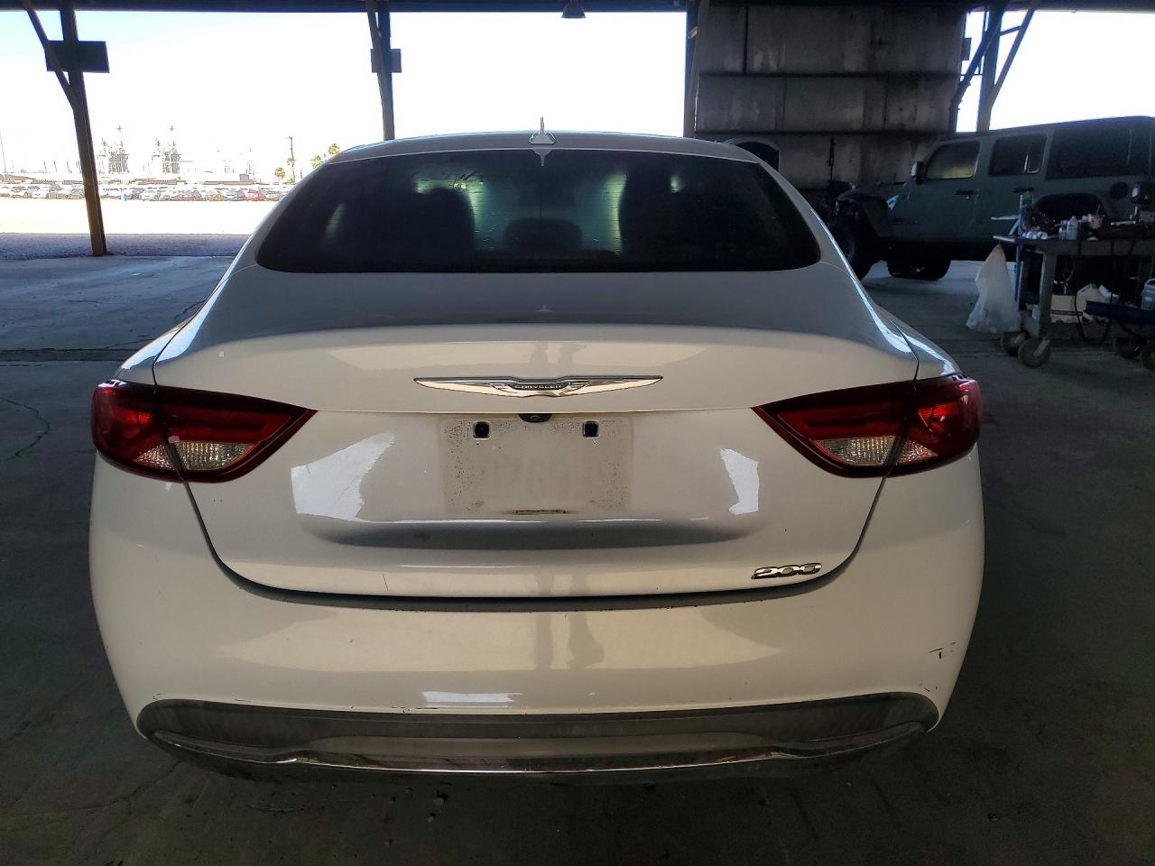2015 Chrysler 200 Limited Белый vin: 1C3CCCAB8FN754060