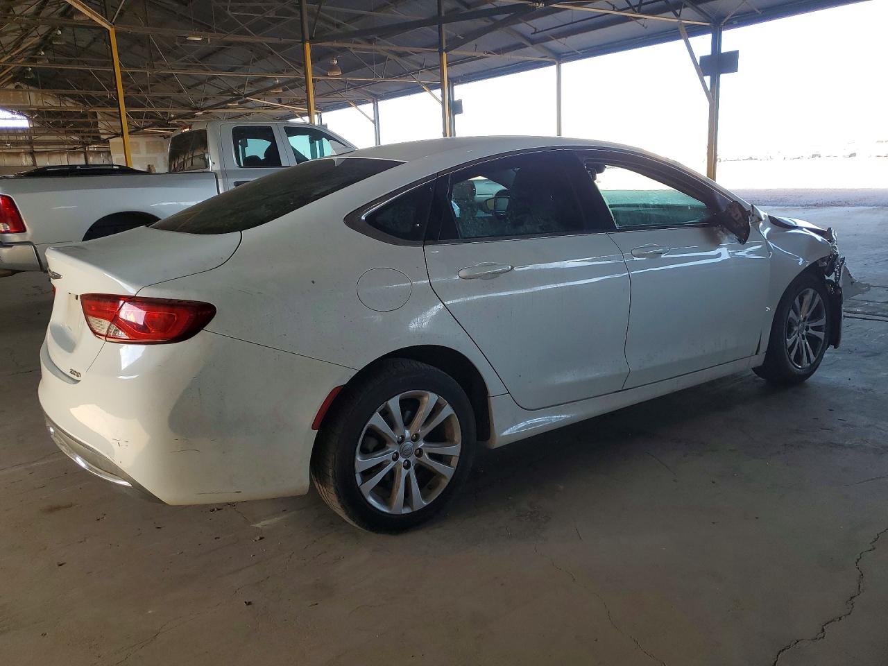 2015 Chrysler 200 Limited Белый vin: 1C3CCCAB8FN754060