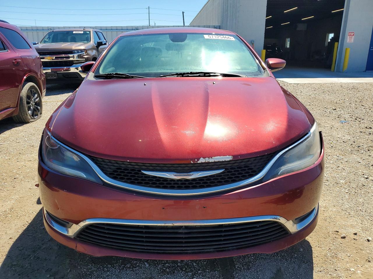2015 Chrysler 200 Limited Burgundy vin: 1C3CCCAB9FN574439