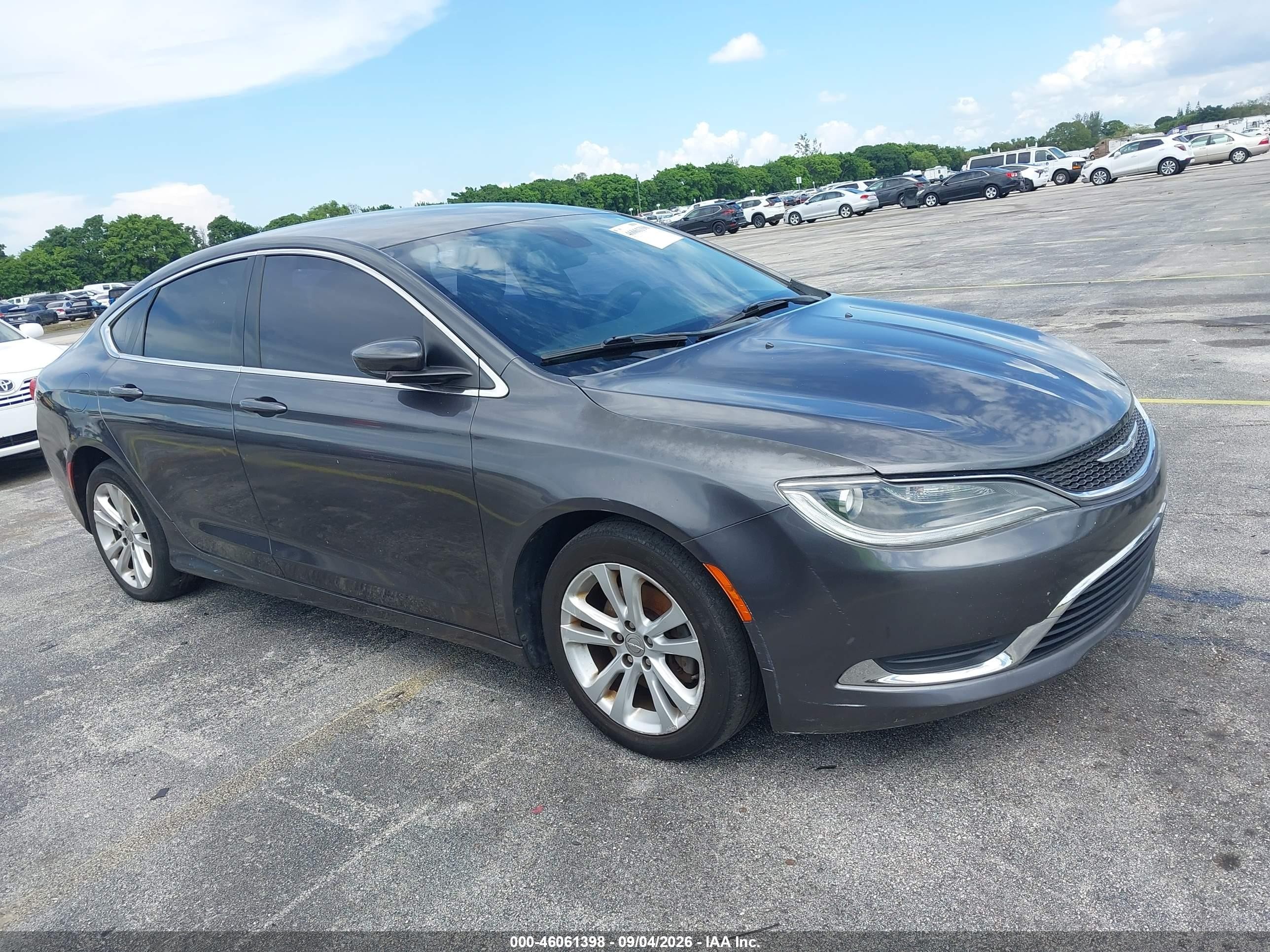 2015 Chrysler 200 Limited Gray vin: 1C3CCCAB9FN602241