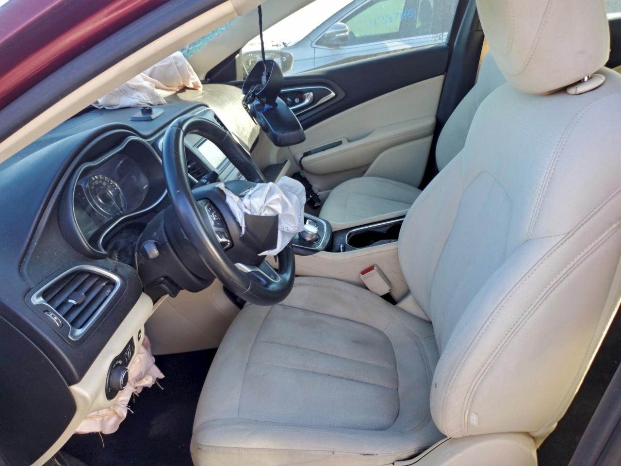 2015 Chrysler 200 Limited Burgundy vin: 1C3CCCAB9FN619170
