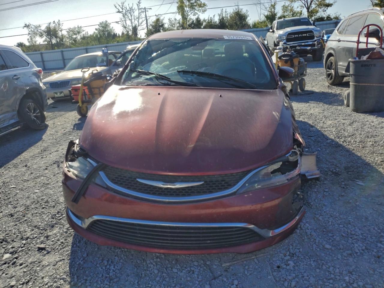 2015 Chrysler 200 Limited Burgundy vin: 1C3CCCAB9FN619170
